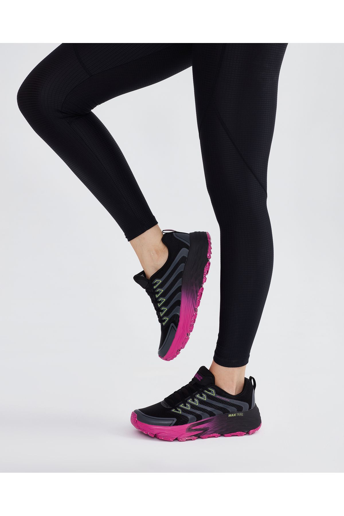 Max Cushioning Elite Trail Kadın Siyah Outdoor Ayakkabı 129154 Bkmt