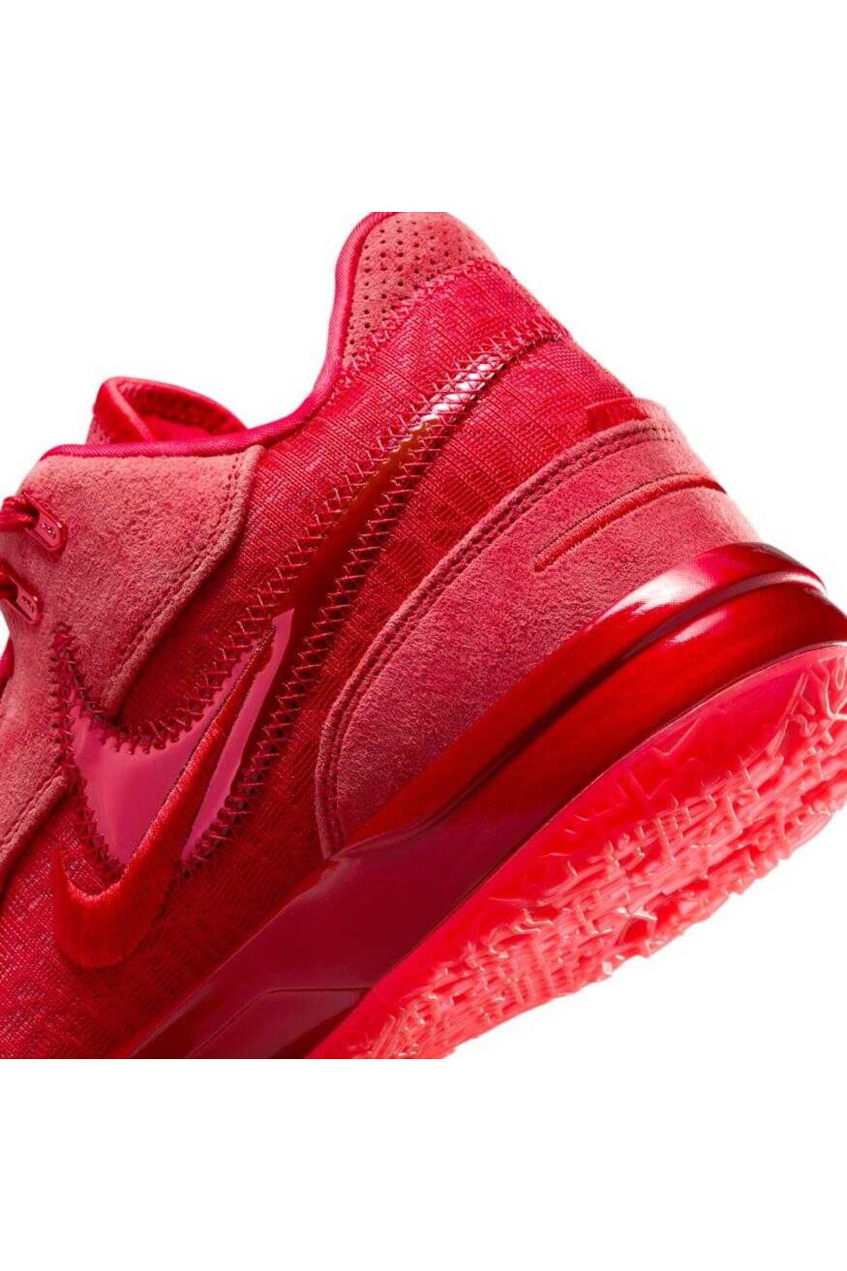 NİKE LeBron NXXT Gen Ampd Erkek FJ1566-600