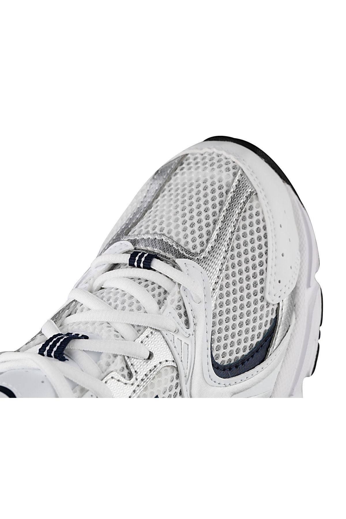 530 Lifestyle Unisex Beyaz Spor Ayakkabı Mr530sg