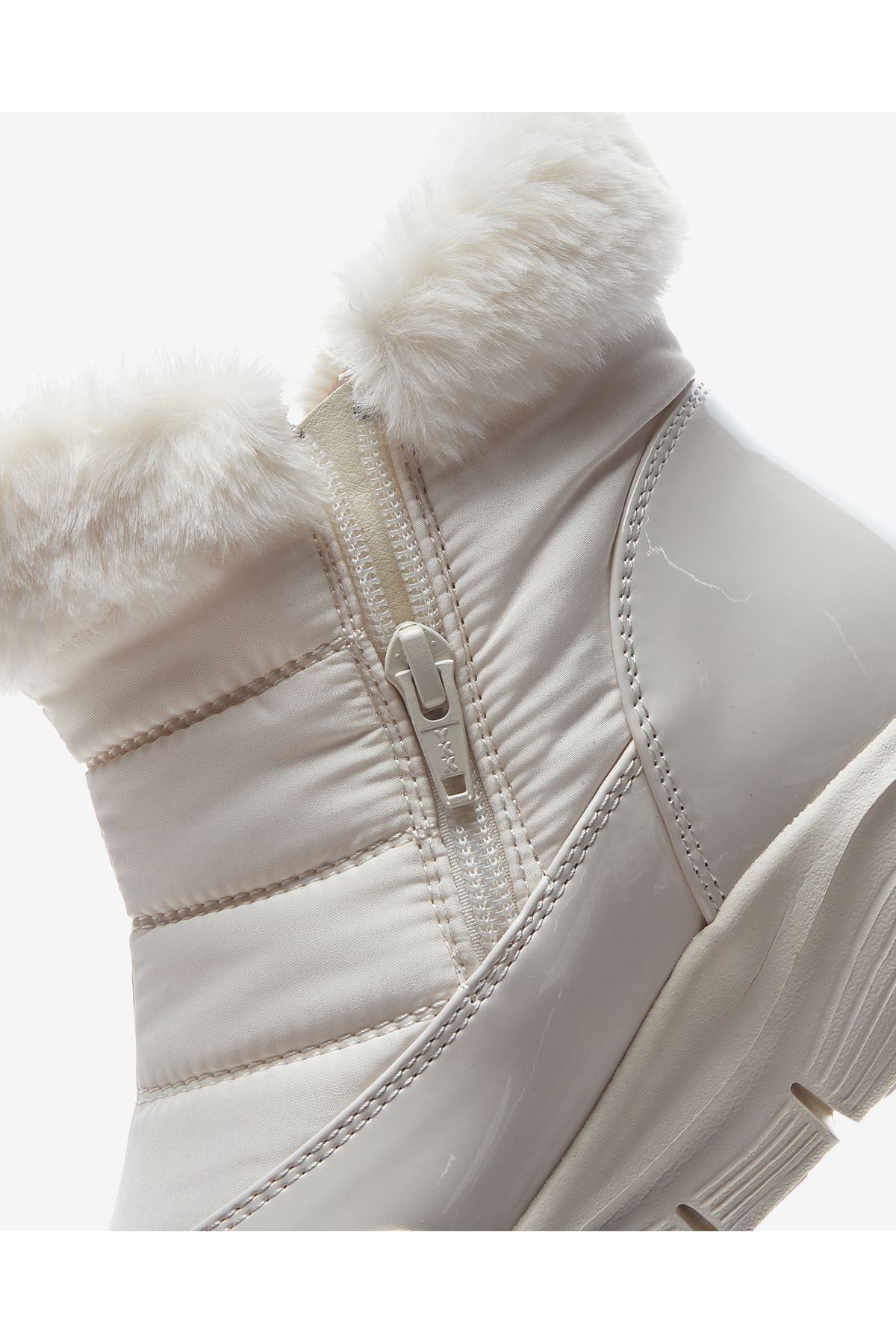 Arch Fit Smooth - Cool Puff Kadın Beyaz Kar Botu 167252 Wwht