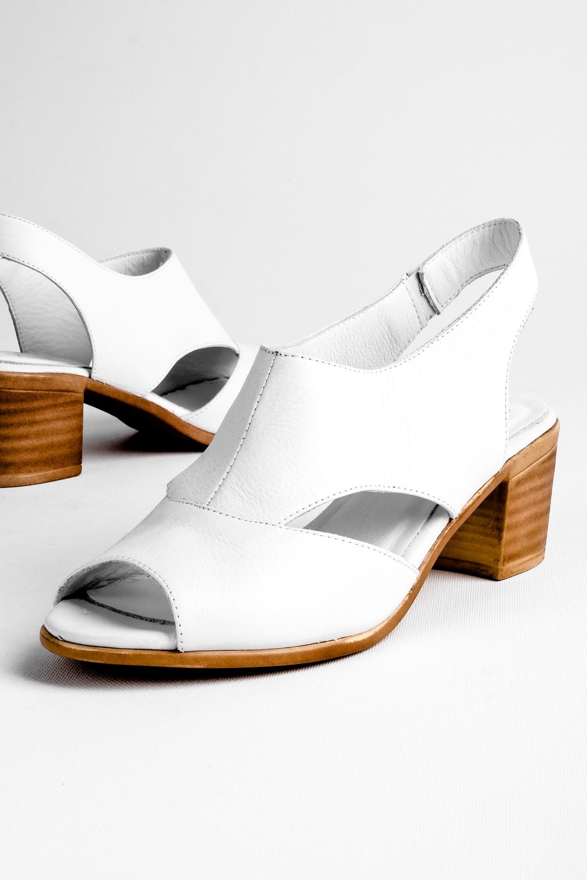 Breda Kadın Hakiki Deri Topuklu Ayakkabı (B2119 ) - Beyaz