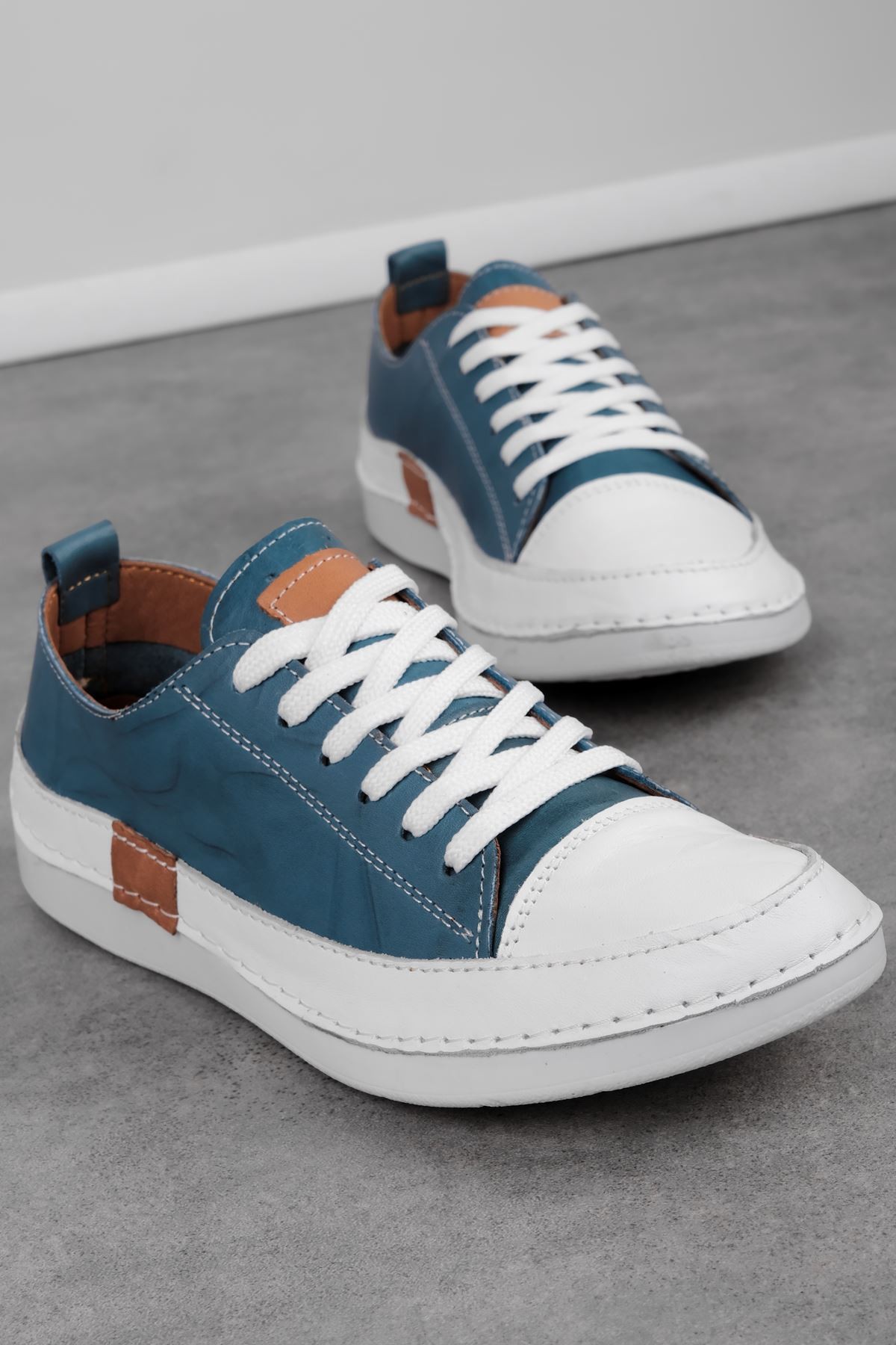 Racy Kadın Hakiki Deri Bağcıklı Günlük Ayakkabı Sneaker 3652 - Mavi