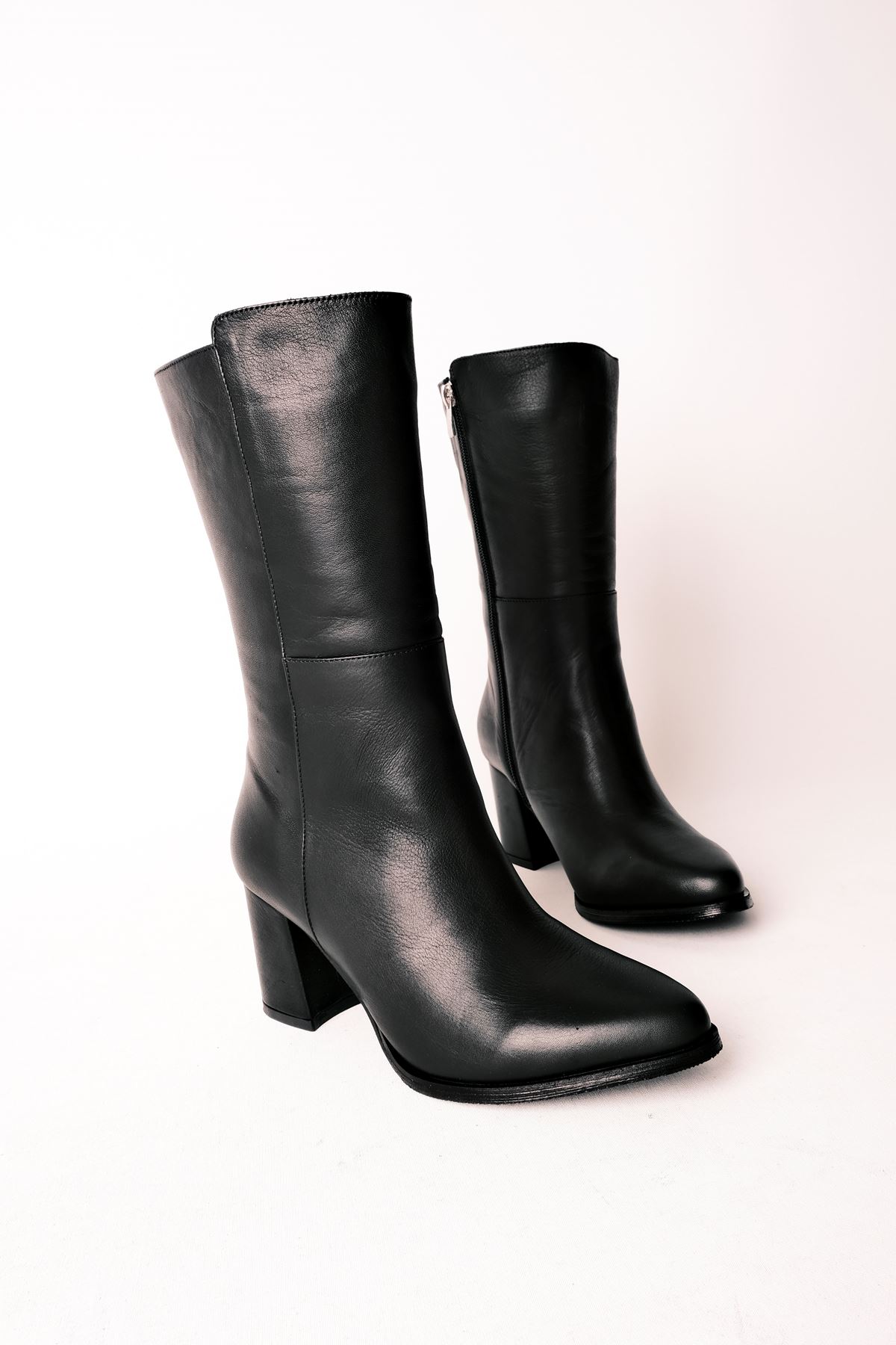 Meyra Kadın Hakiki Deri Dikiş Detaylı Dizaltı Topuklu Çizme 2925 - Siyah