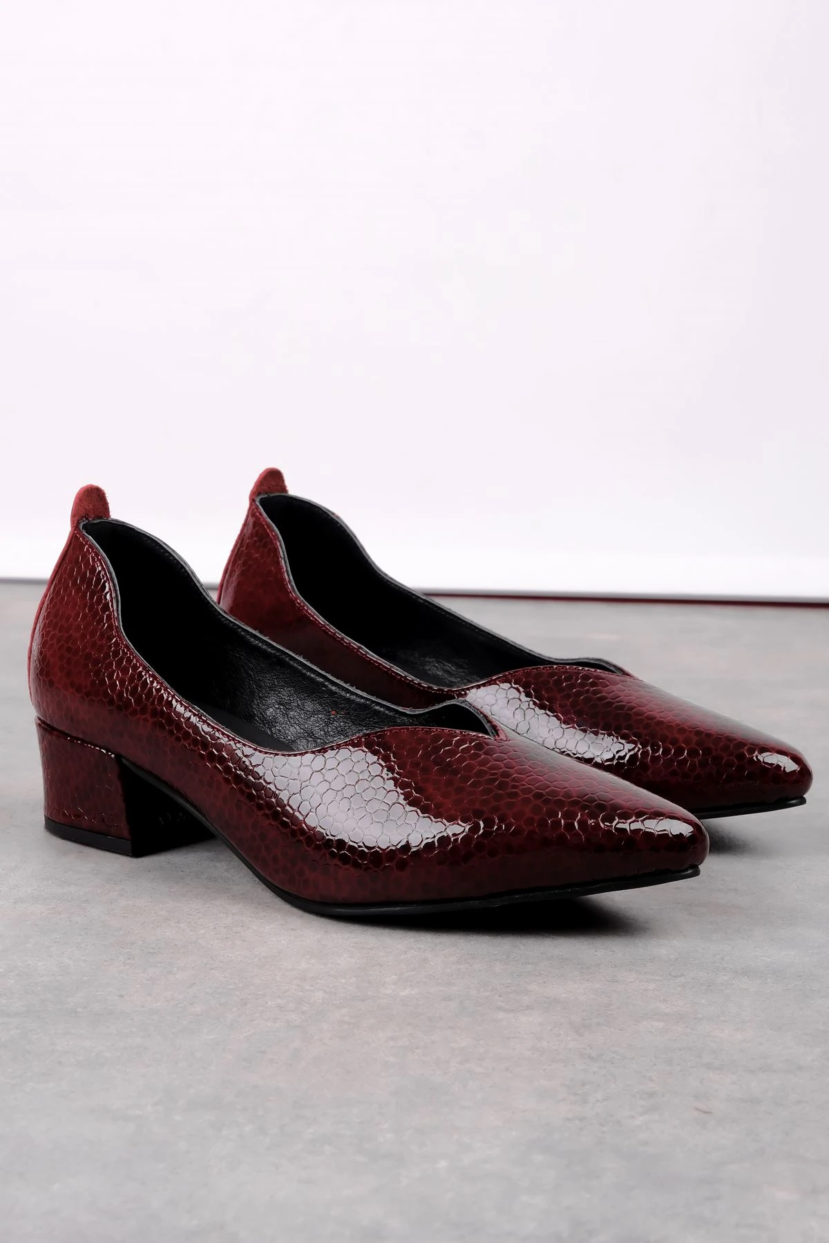 Vivy Kadın Hakiki Deri Alçak Topuklu Ayakkabı 3976 - R.BORDO