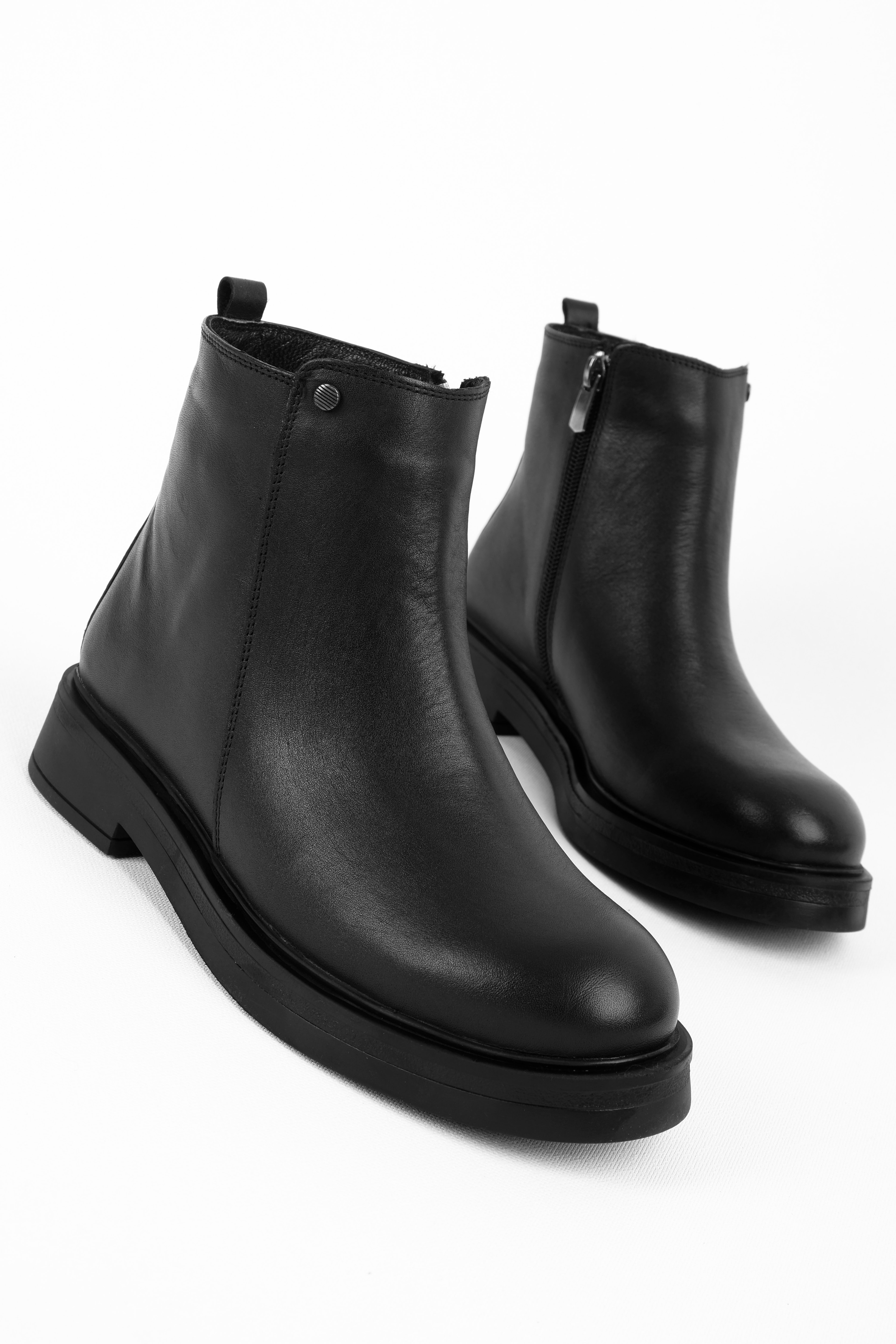 Vloty Kadın Hakiki Deri Fermuarlı Bot Botie 4219 - Siyah