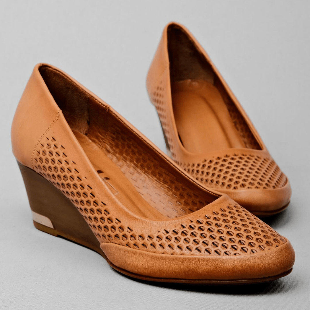 Sierta Dolgu Tabanlı Hakiki Deri Kadın Topuklu Ayakkabı (B2120) - Taba