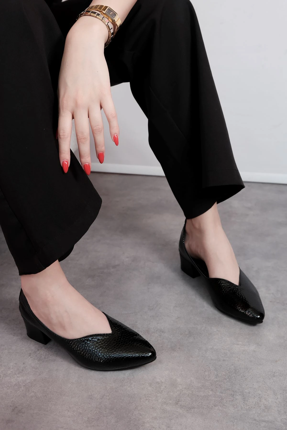 Vivy Kadın Hakiki Deri Alçak Topuklu Ayakkabı 3976 - R.SİYAH