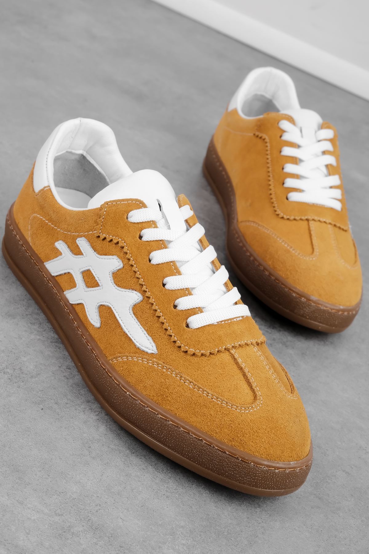 Bresy Kadın Hakiki Deri Bağcıklı Günlük Ayakkabı Sneaker 3900 - Hardal
