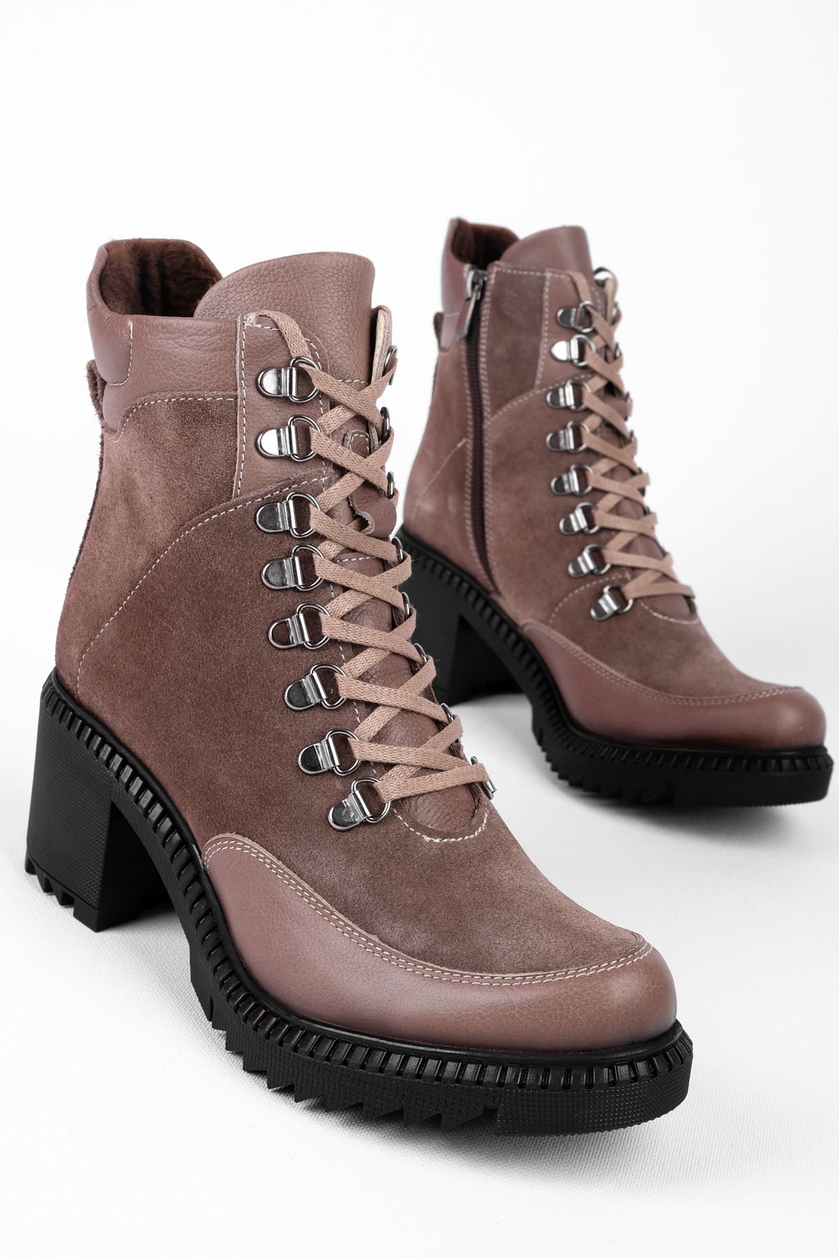 Boaldy Kadın Hakiki Deri Fermuarlı Topuklu Postal Bot 4156 - S.VİZYON