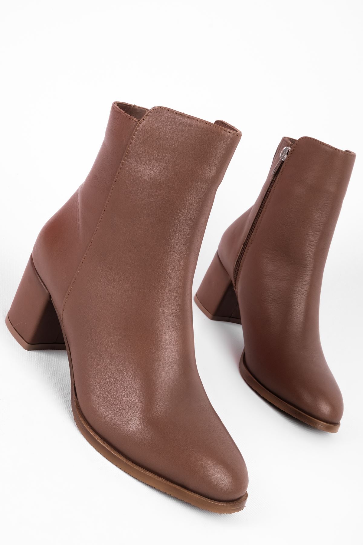 Layo Kadın Hakiki Deri Klasik Topuklu Bot 2020 - Vizyon