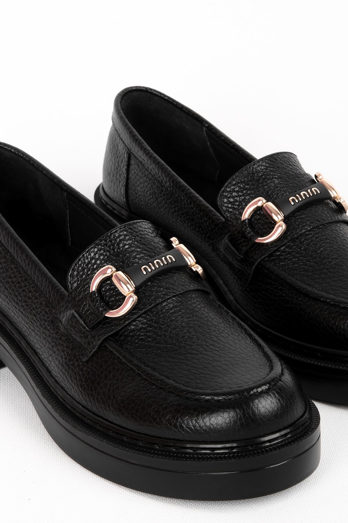 Loniy Kadın Hakiki Deri Tokalı Günlük Ayakkabı Loafer 4144 - Siyah