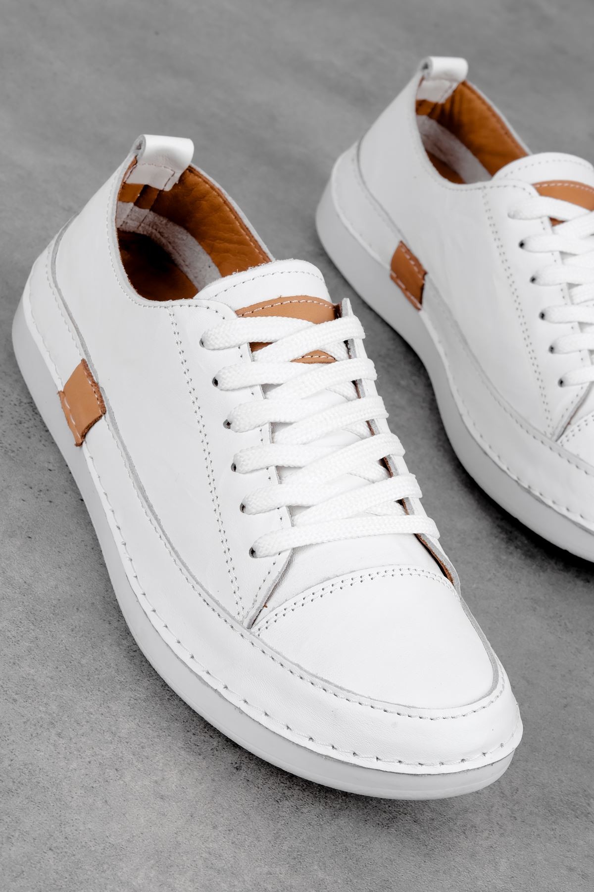 Racy Kadın Hakiki Deri Bağcıklı Günlük Ayakkabı Sneaker 3652 - Beyaz