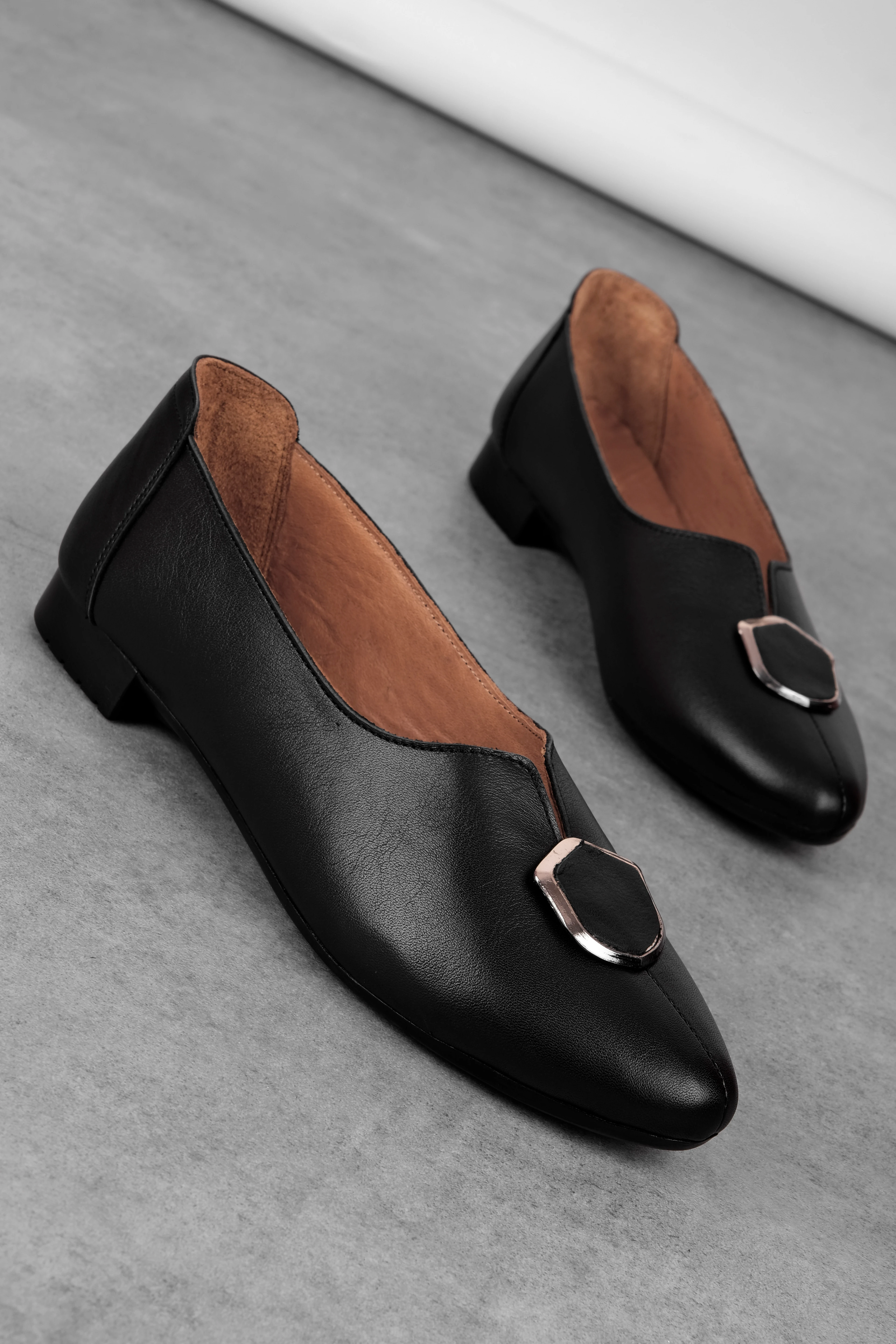 Minay Kadın Hakiki Deri Babet 4280 - Siyah