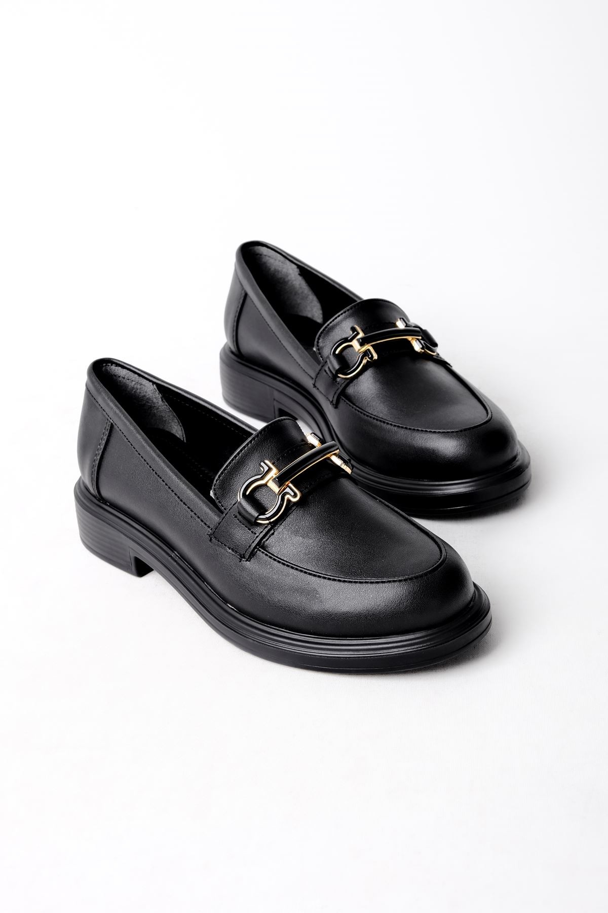 Capitol Düz Metal Loafer Kadın Ayakkabı B2991 - Siyah