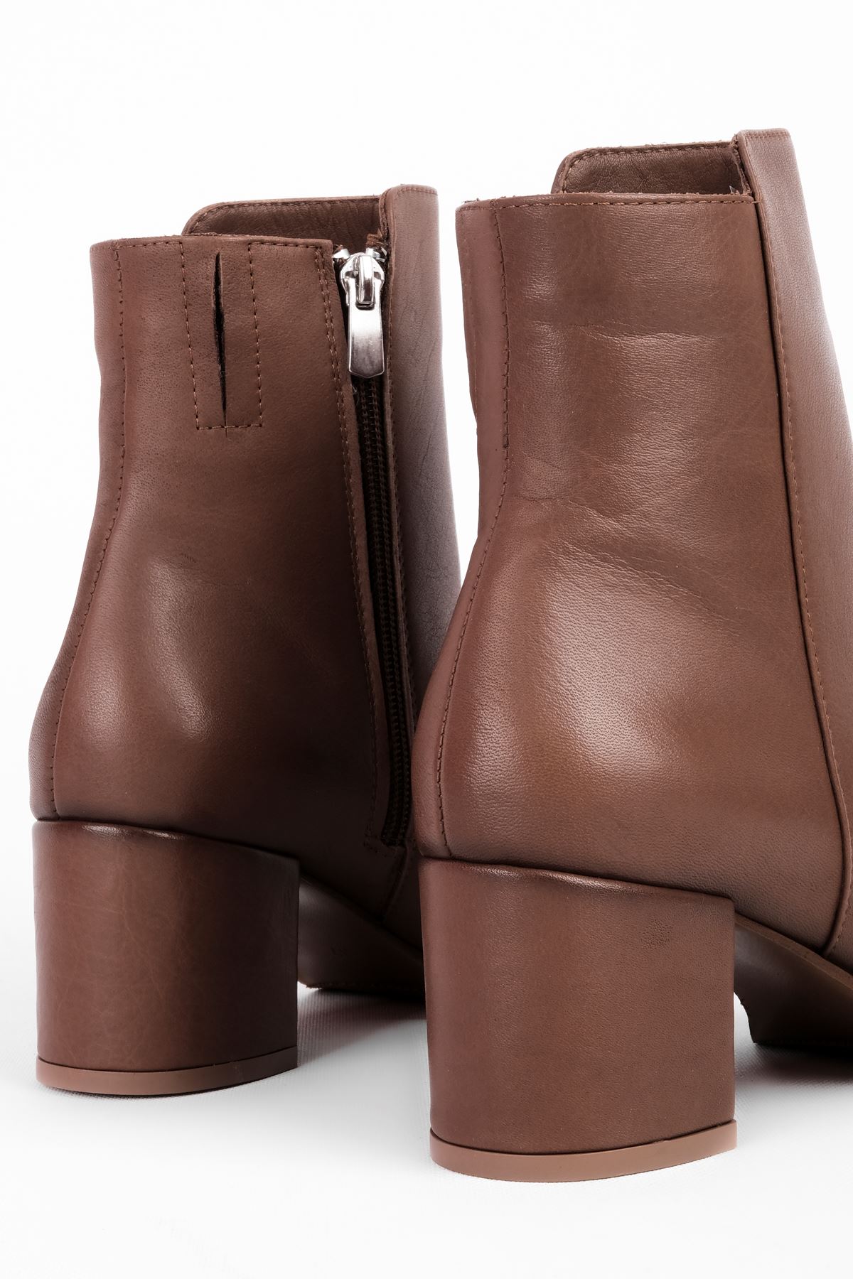 Layo Kadın Hakiki Deri Klasik Topuklu Bot 2020 - Vizyon