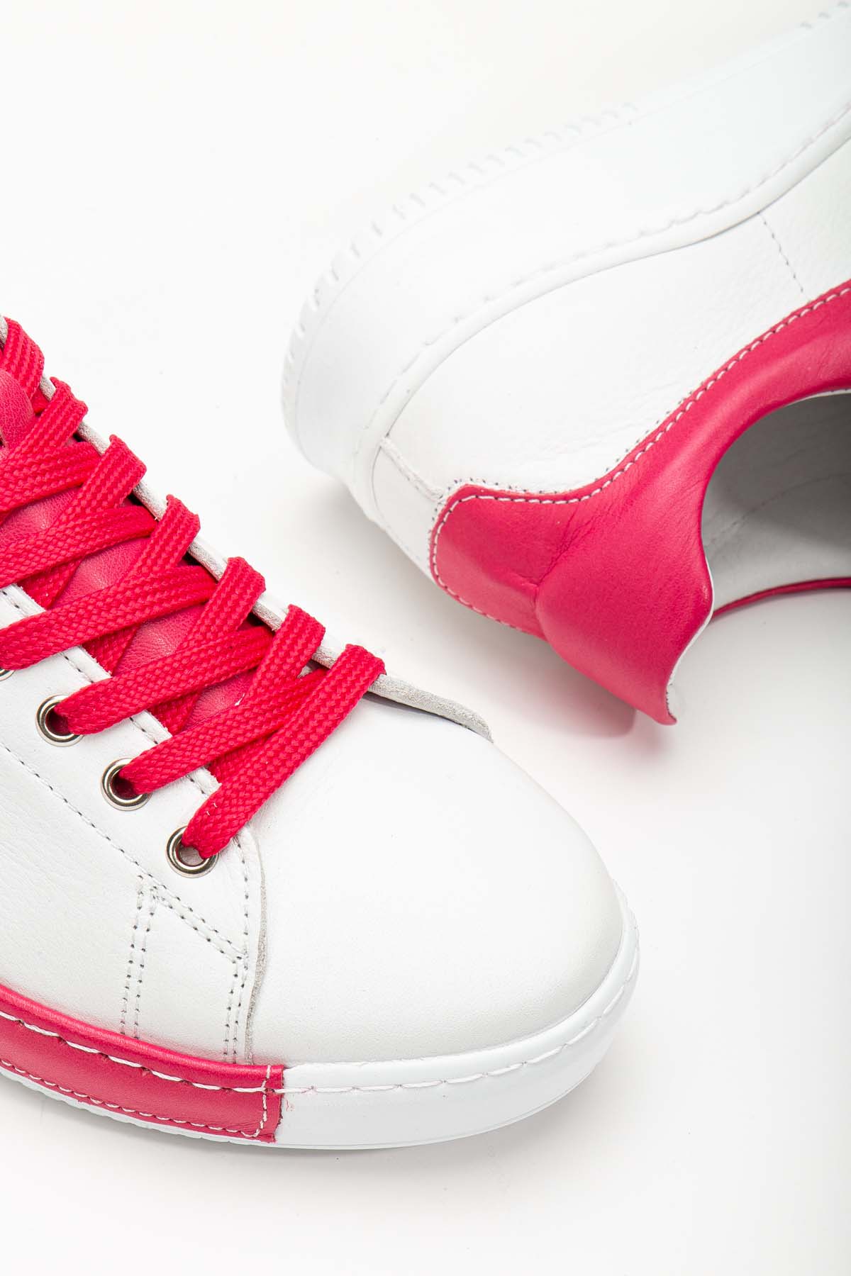 Bowy Renk Detaylı Kadın Hakiki Deri Spor Ayakkabı (B3052) - Fuşya