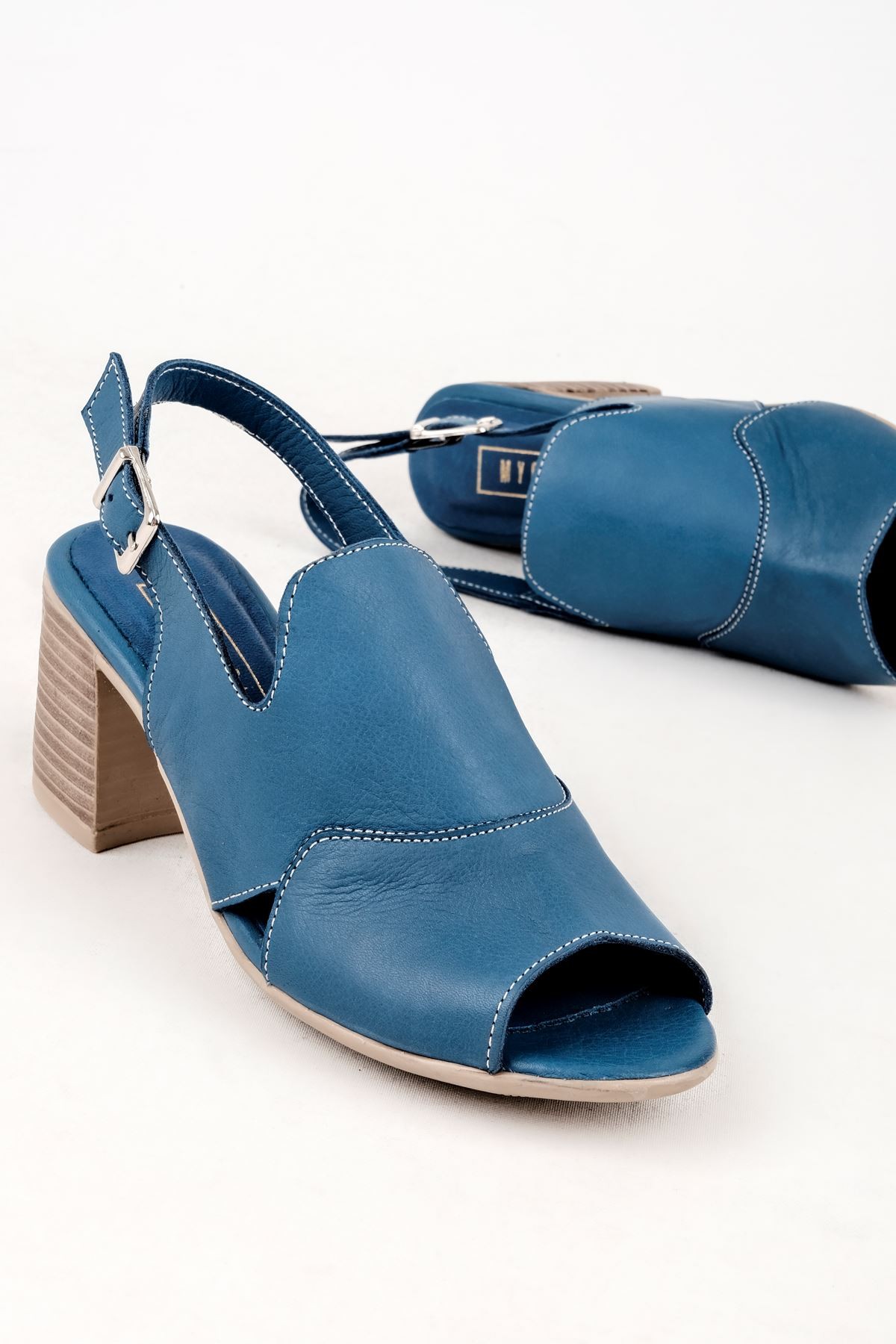 Andry Kadın Hakiki Deri Arkası Açık Topuklu Sandalet-B3129 - Mavi
