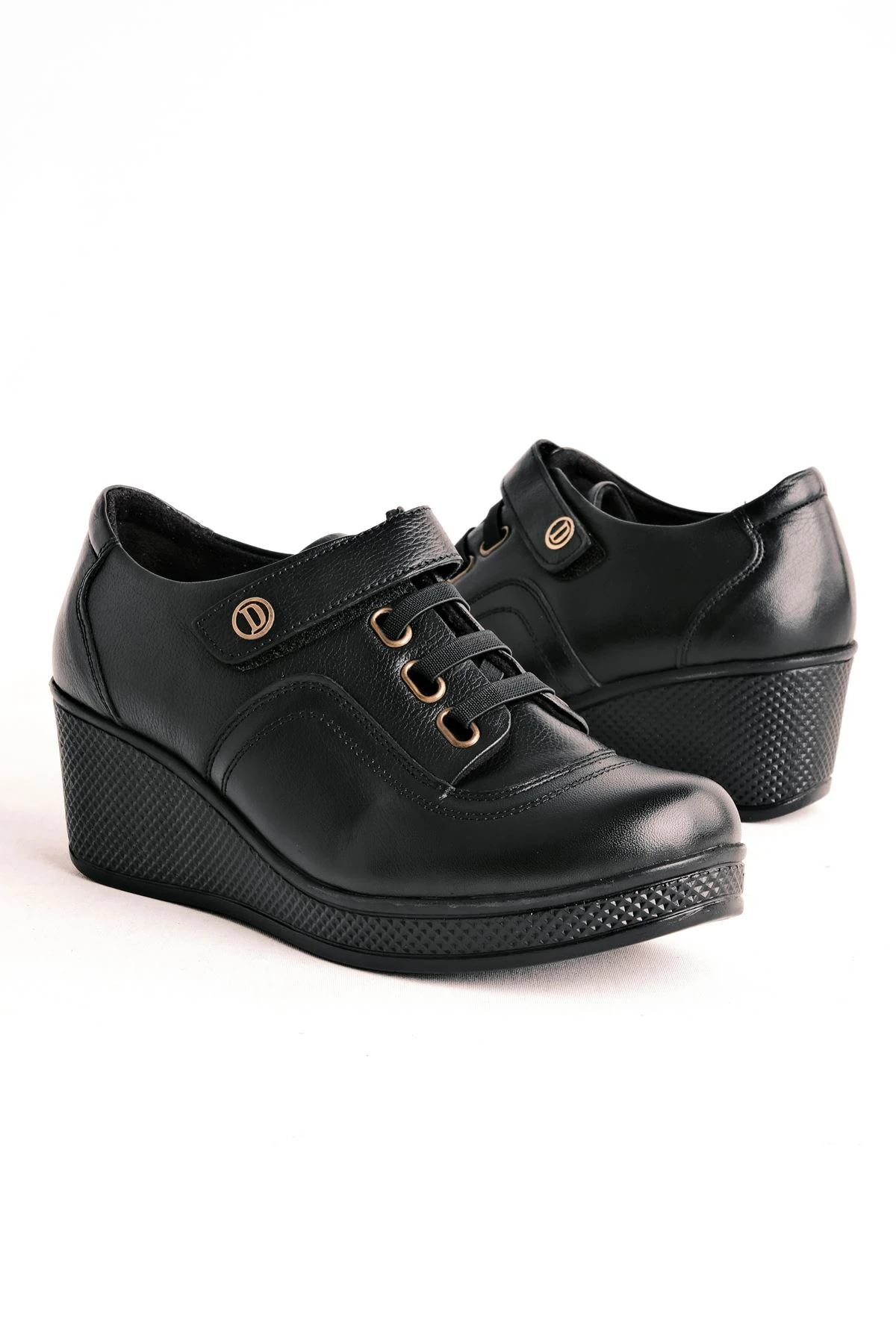 Nadara Kadın Hakiki Deri Yüksek Taban Cırt Cırt Detaylı Günlük Ayakkabı (B2771) - Siyah