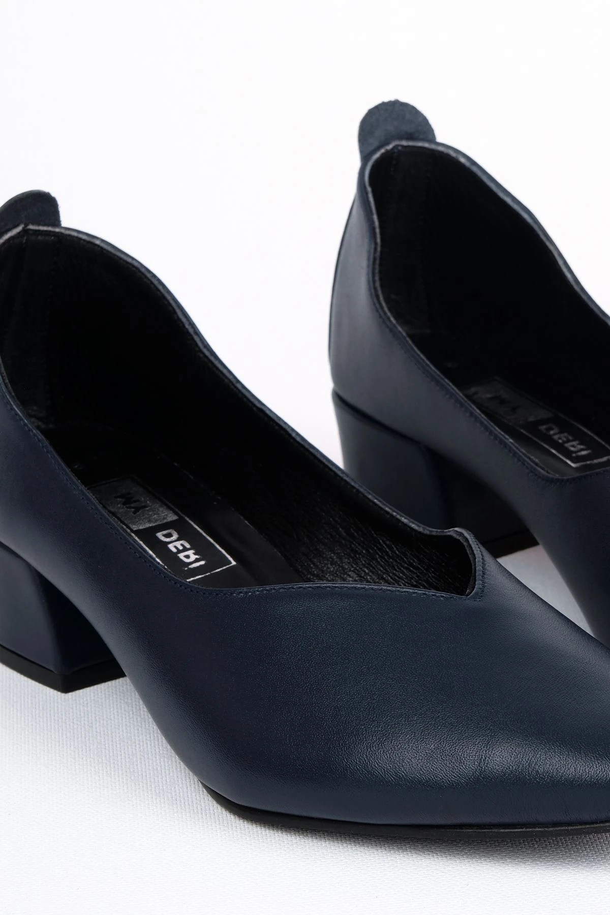 Vivy Kadın Hakiki Deri Alçak Topuklu Ayakkabı 3976 - Lacivert