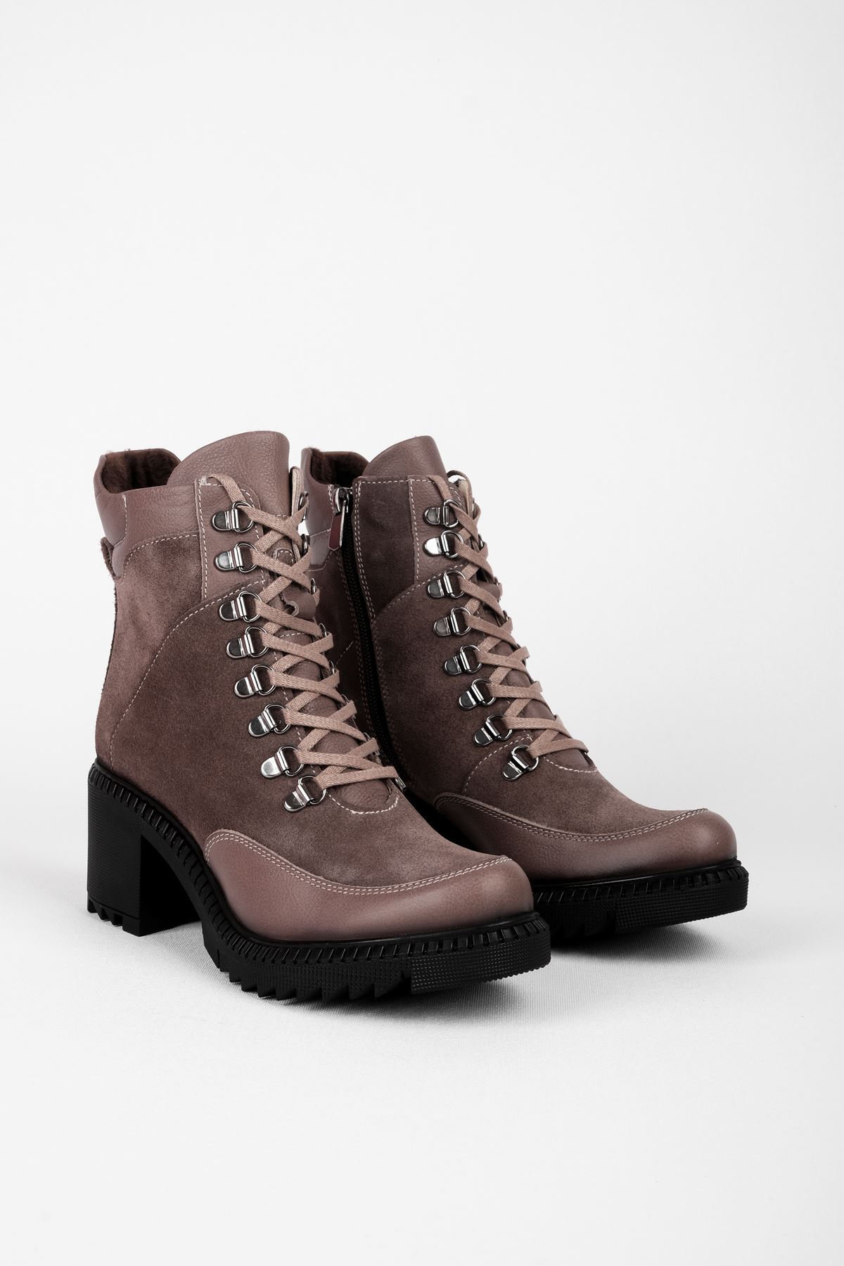 Boaldy Kadın Hakiki Deri Fermuarlı Topuklu Postal Bot 4156 - S.VİZYON