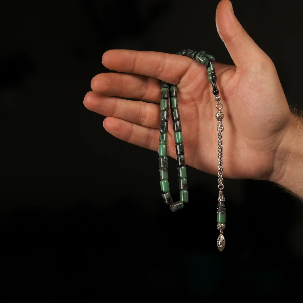 925 Ayar Püsküllü Yeşil-Siyah Katalin Tesbih
