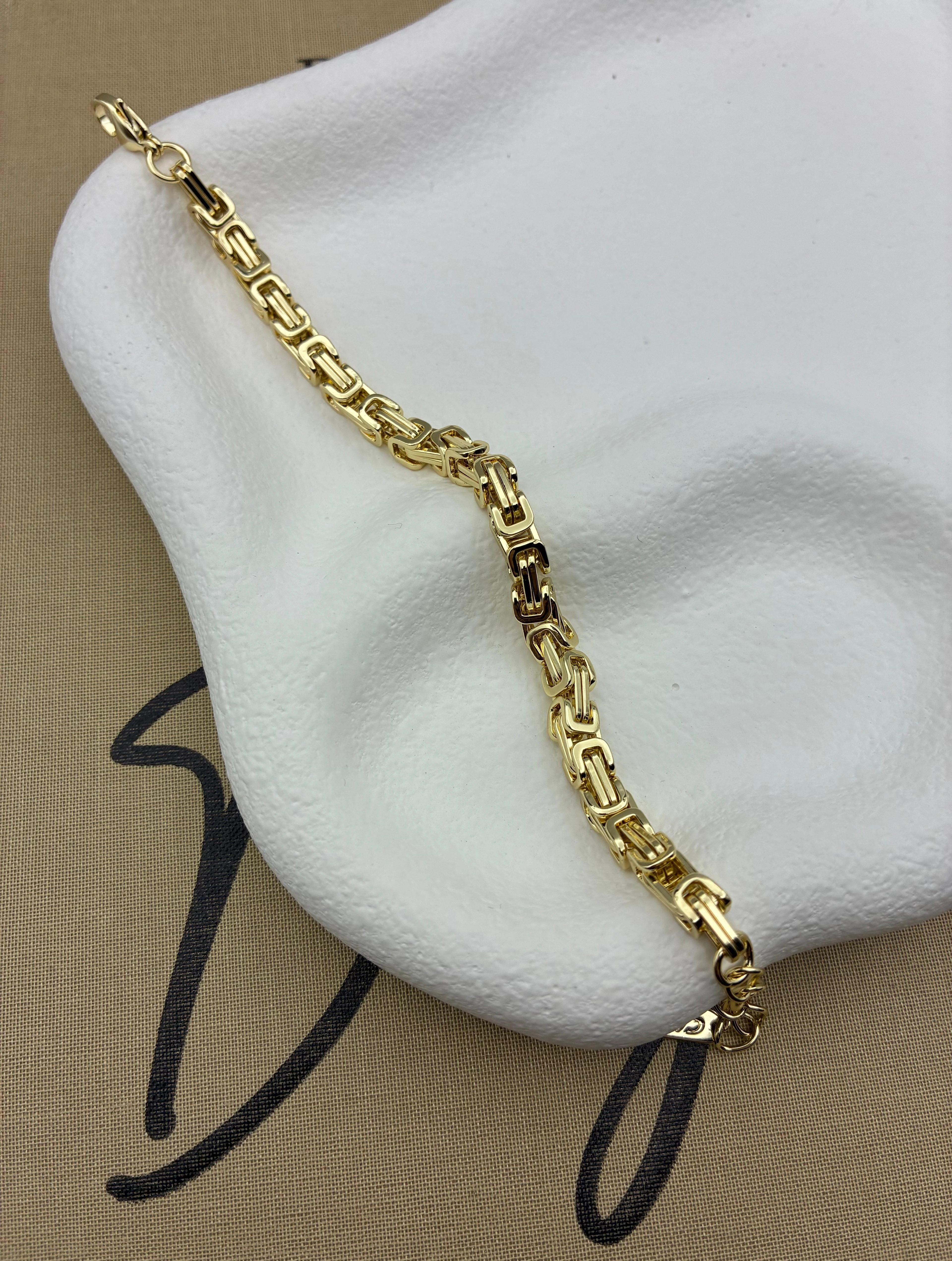 14K İthal Kararmaz Kadın Çelik Kelepçe Bileklik