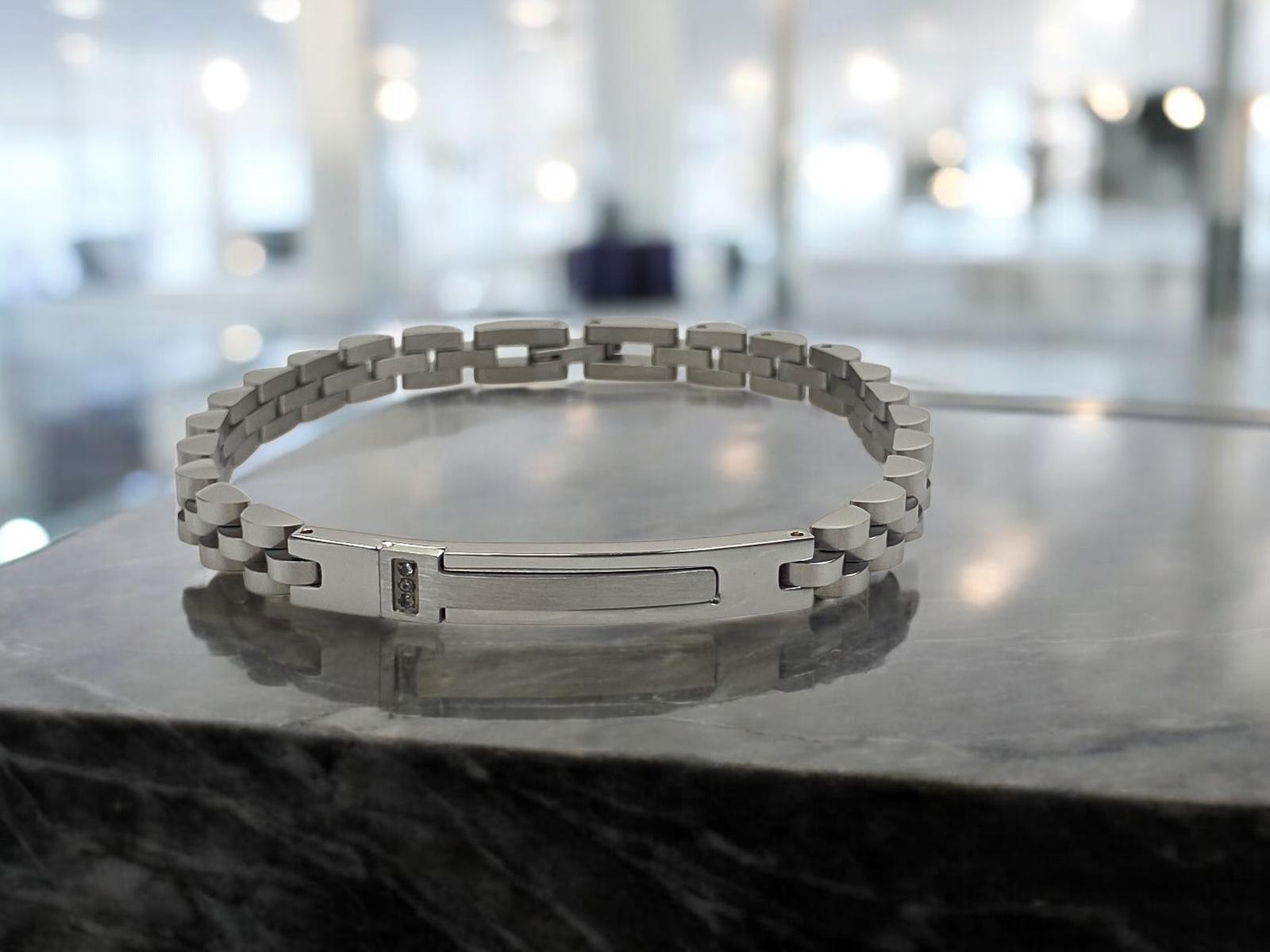 İthal Kararmaz Erkek Çelik Bilekik