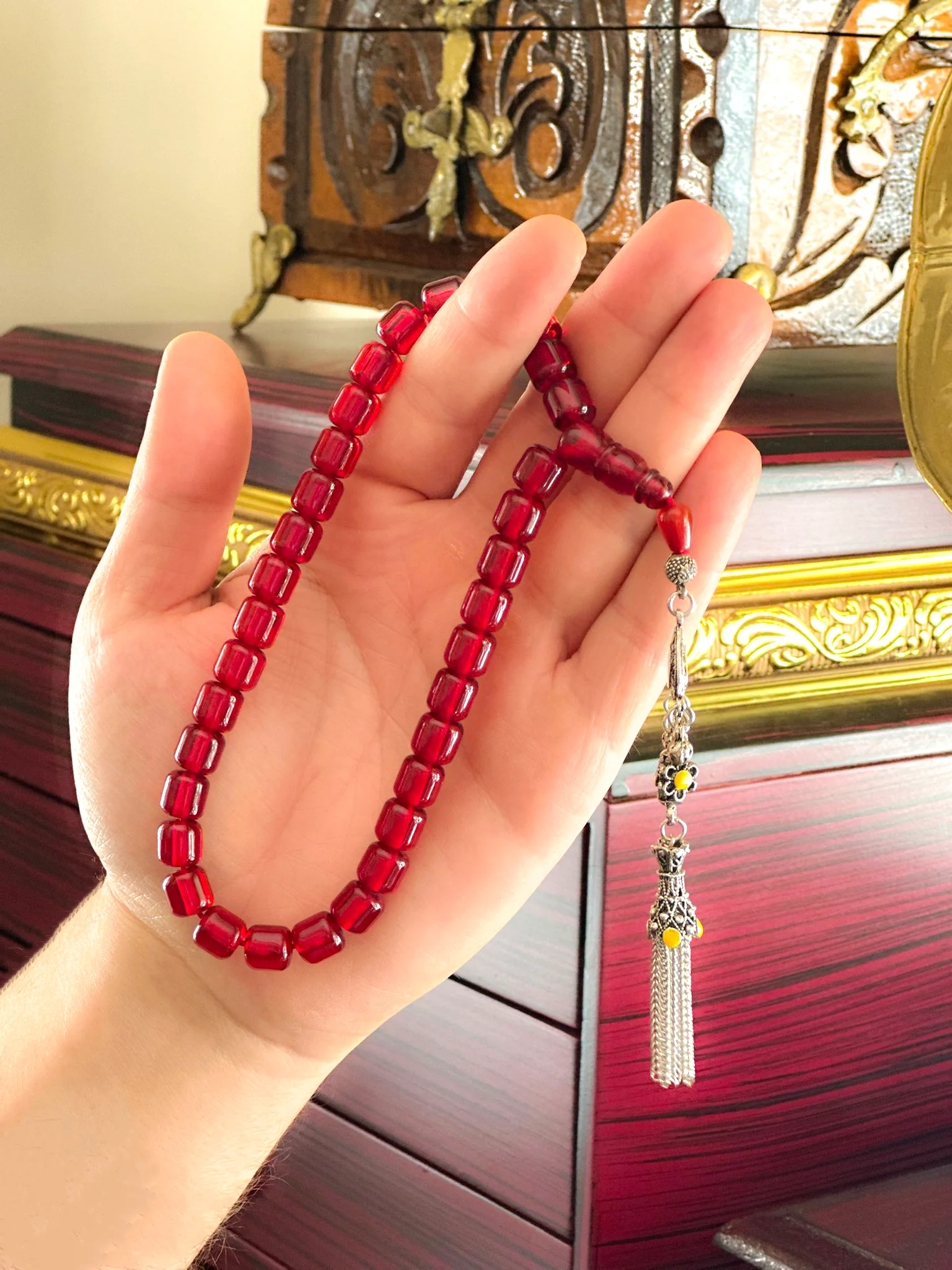 Özel Tasarım Püsküllü Kapsül Kesim Sıkma Kehribar Tesbih