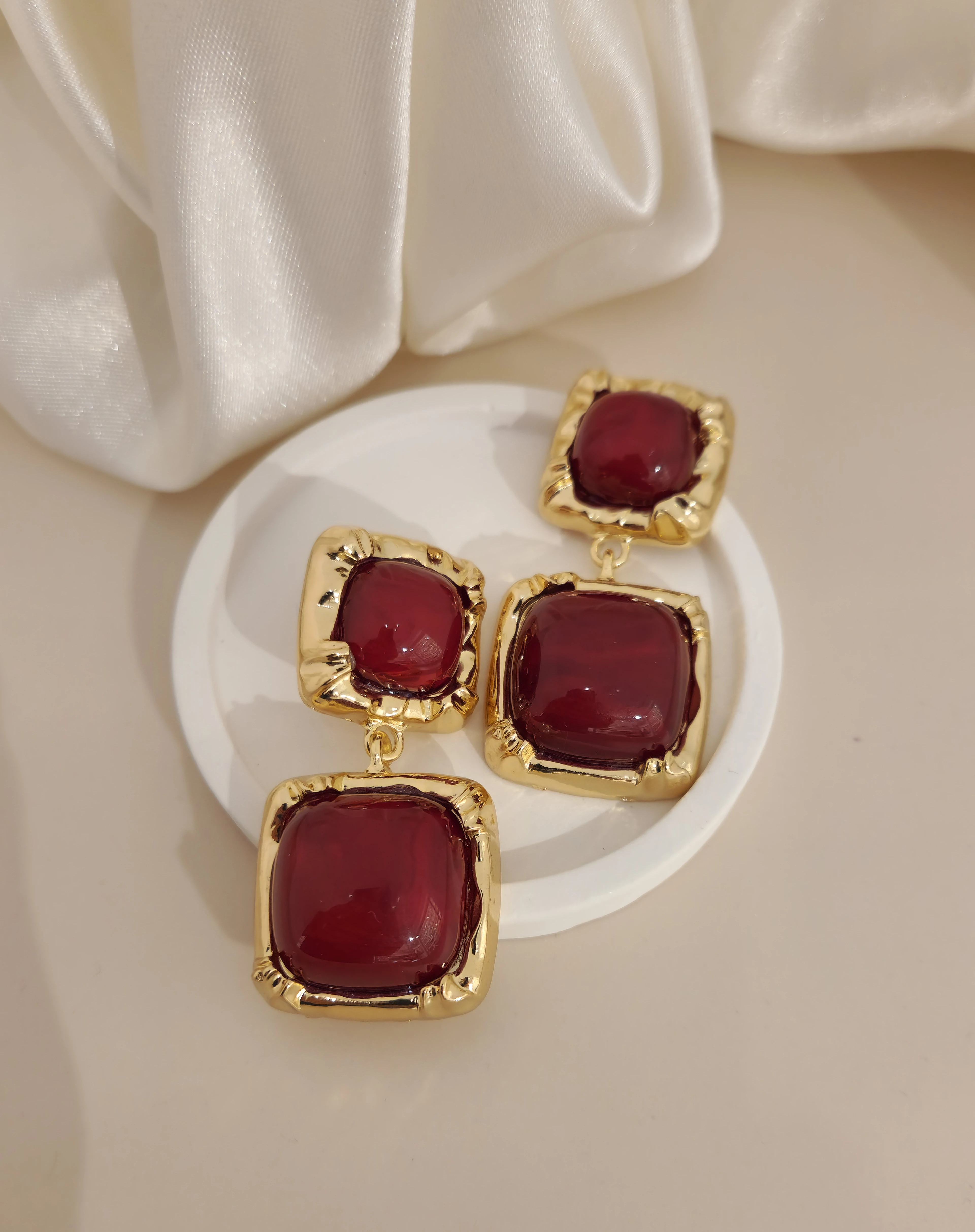 14K İthal Kararmaz Kadın Çelik Küpe