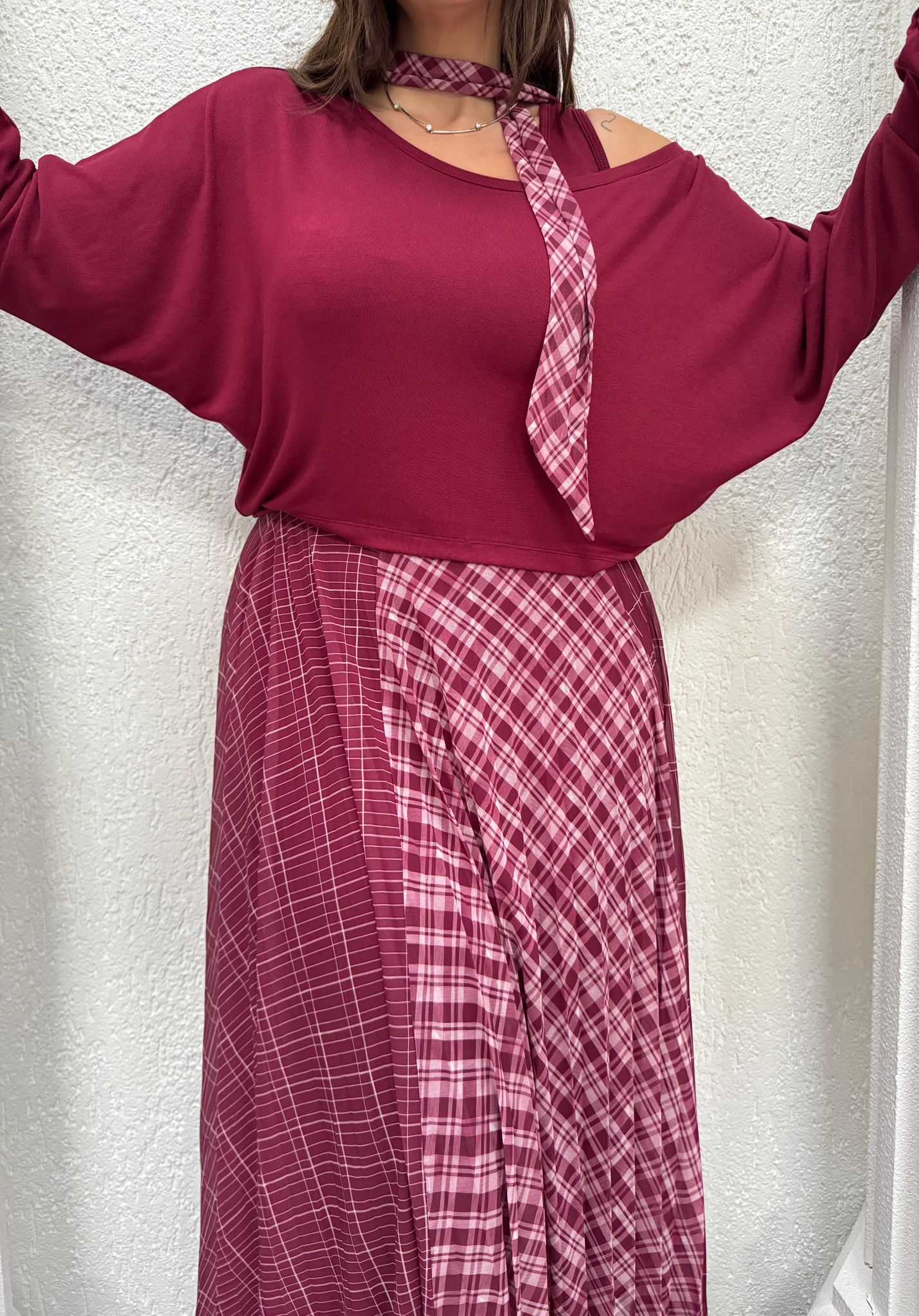 DESENLİ FULAR DETAY İKİLİ ELBİSE