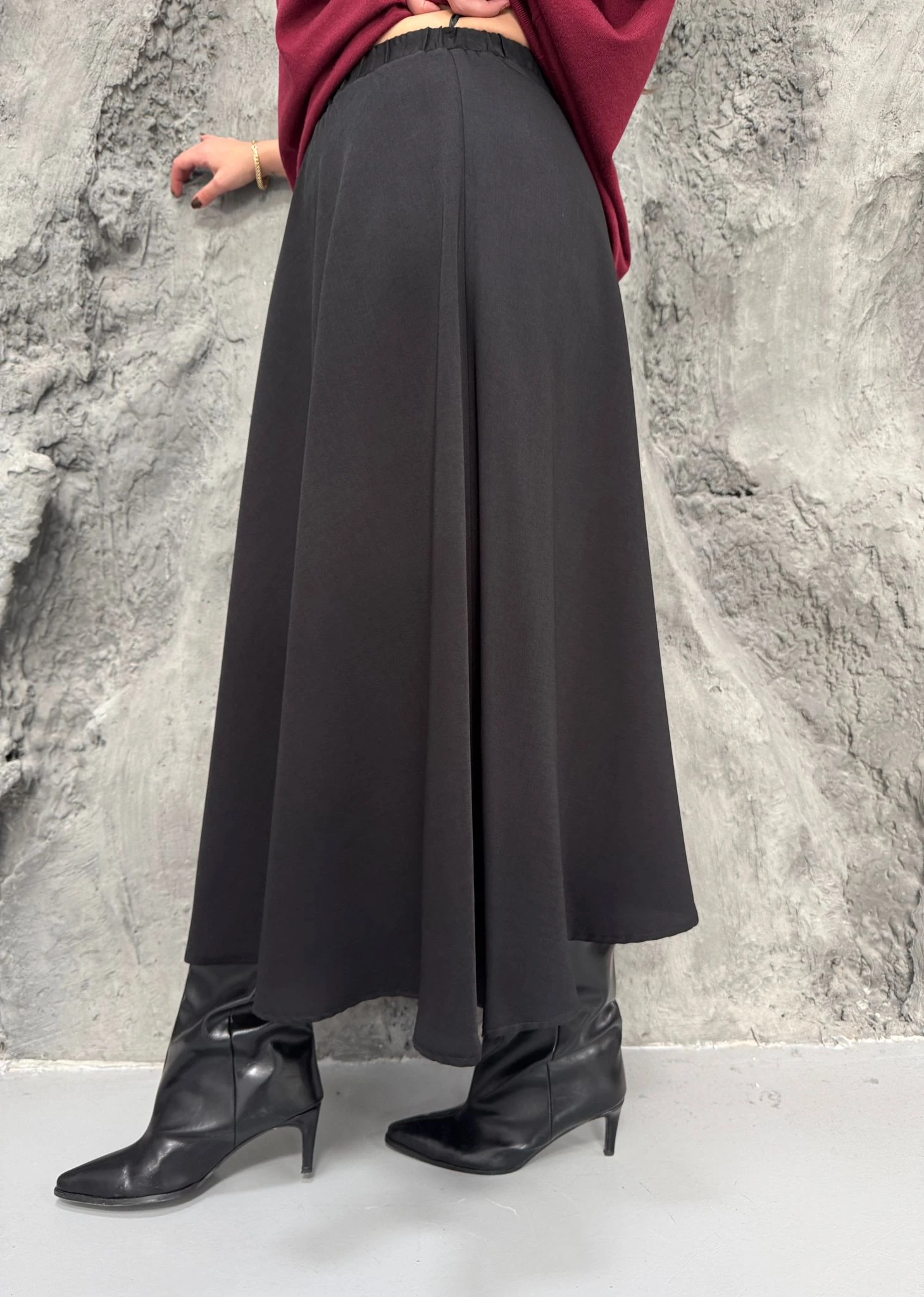 SİYAH KLOŞ ETEK LİKRALI