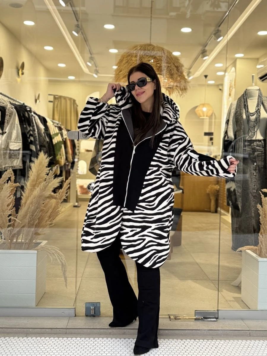 KAPŞONLU ZEBRA MONT