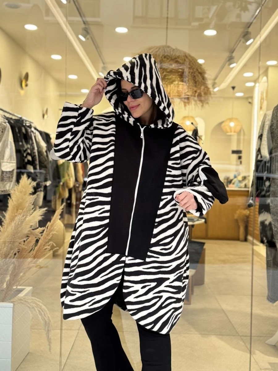 KAPŞONLU ZEBRA MONT