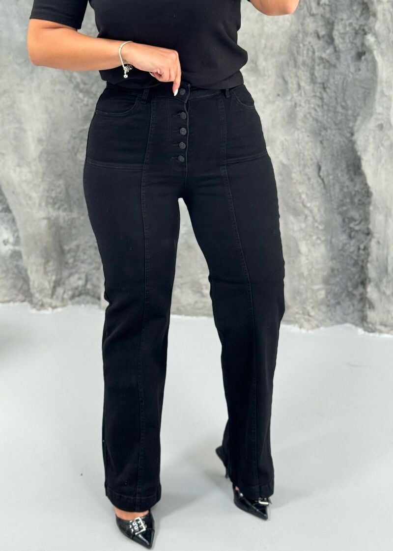 DÜĞMELİ LİKRALI JEAN