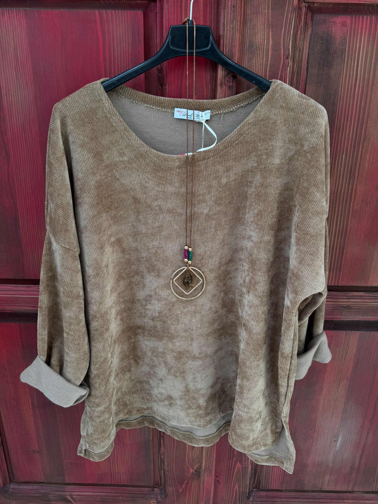 KOLYELİ KADİFE BLUZ