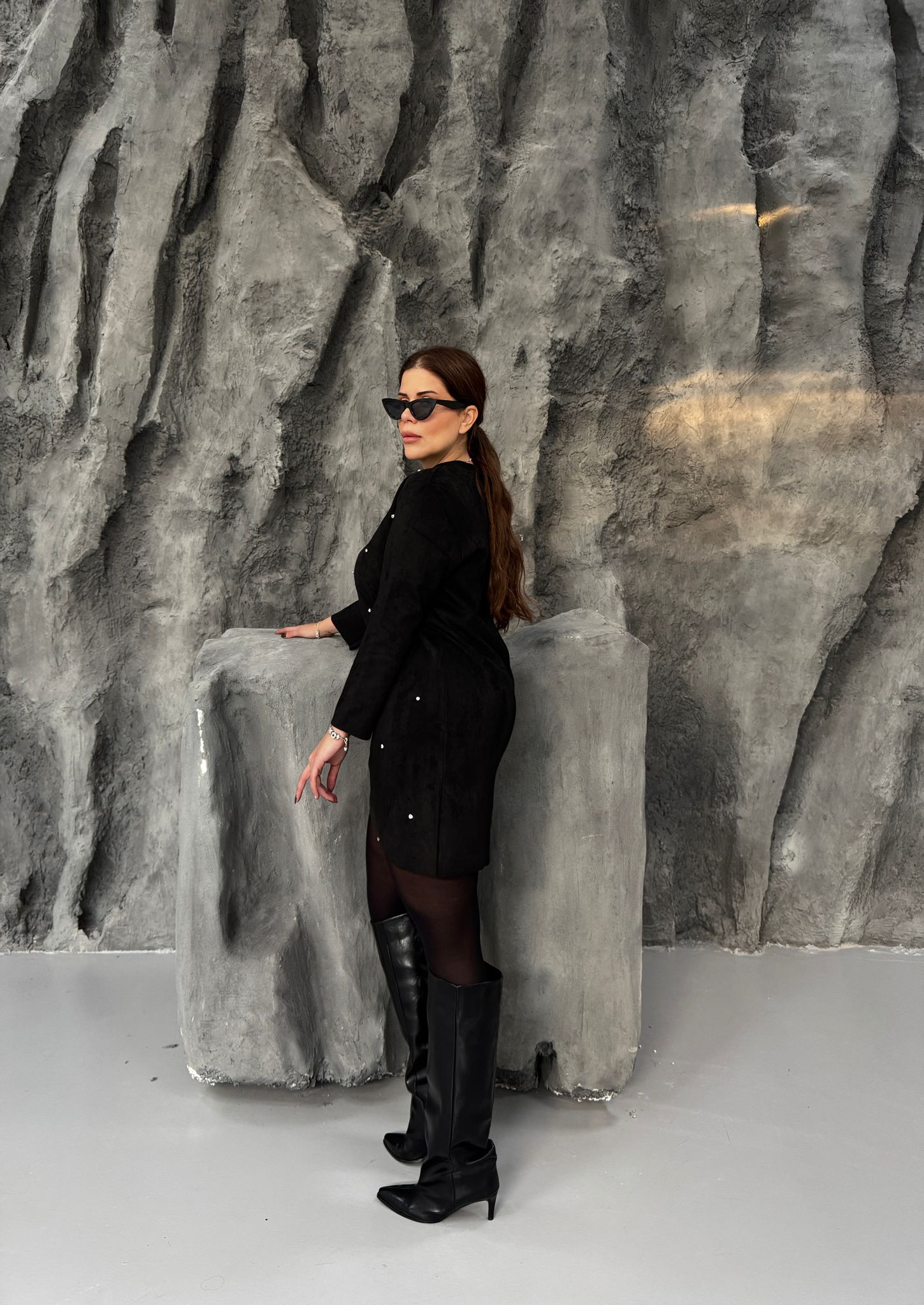 SÜET TAŞLI ELBİSE