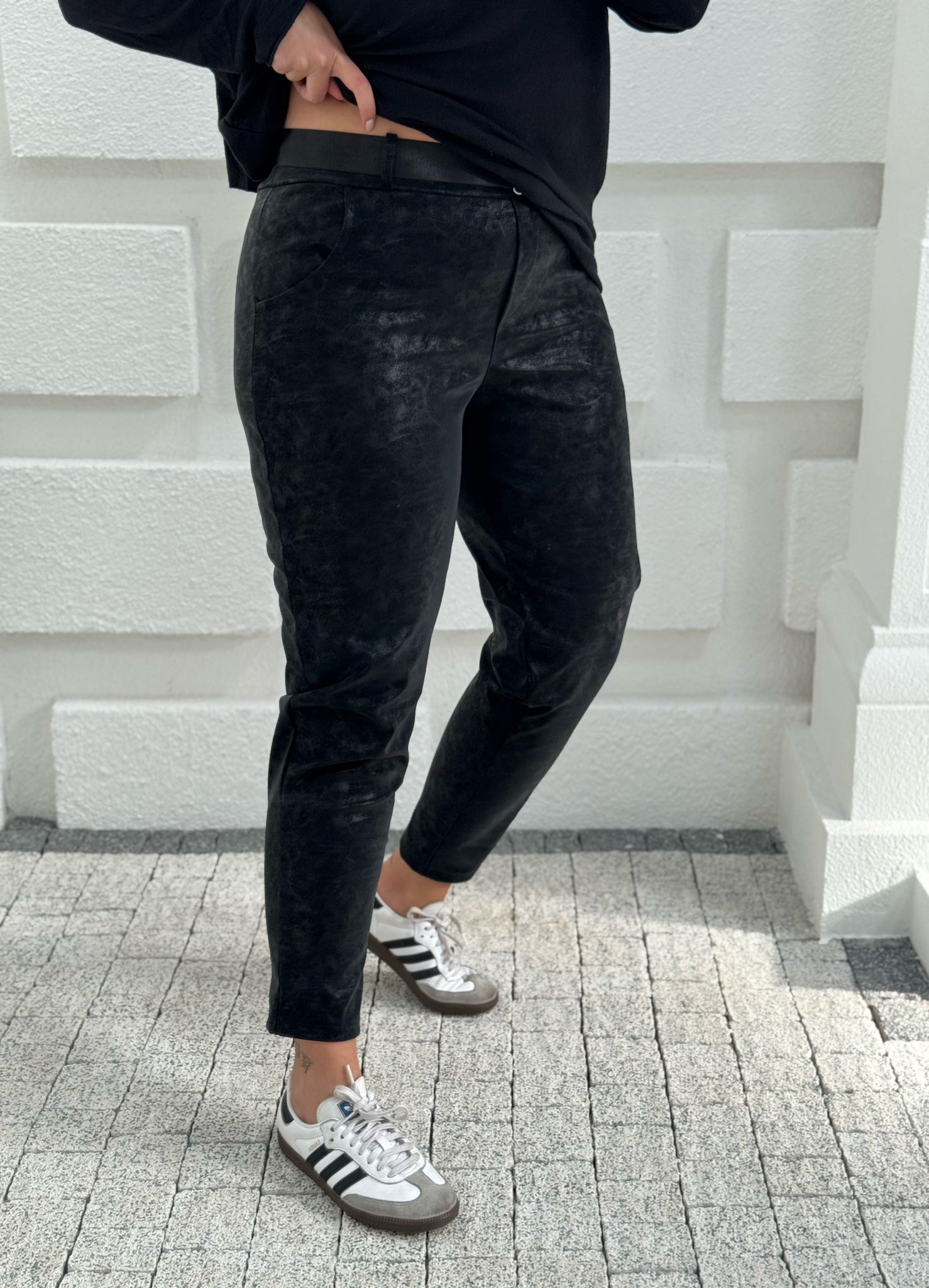 LEATHER TOKALI KEMERLİ PANTOLON