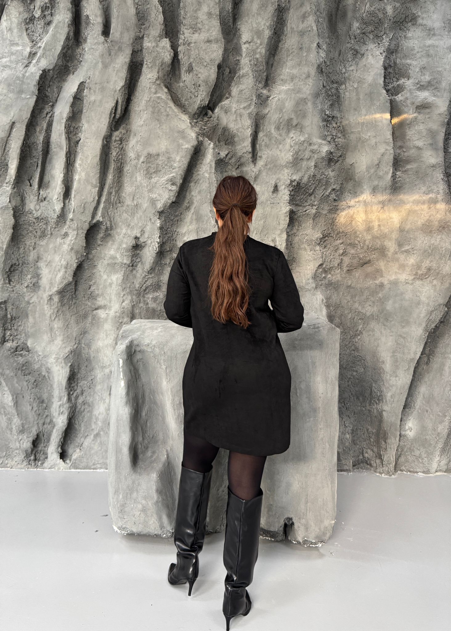 SÜET TAŞLI ELBİSE