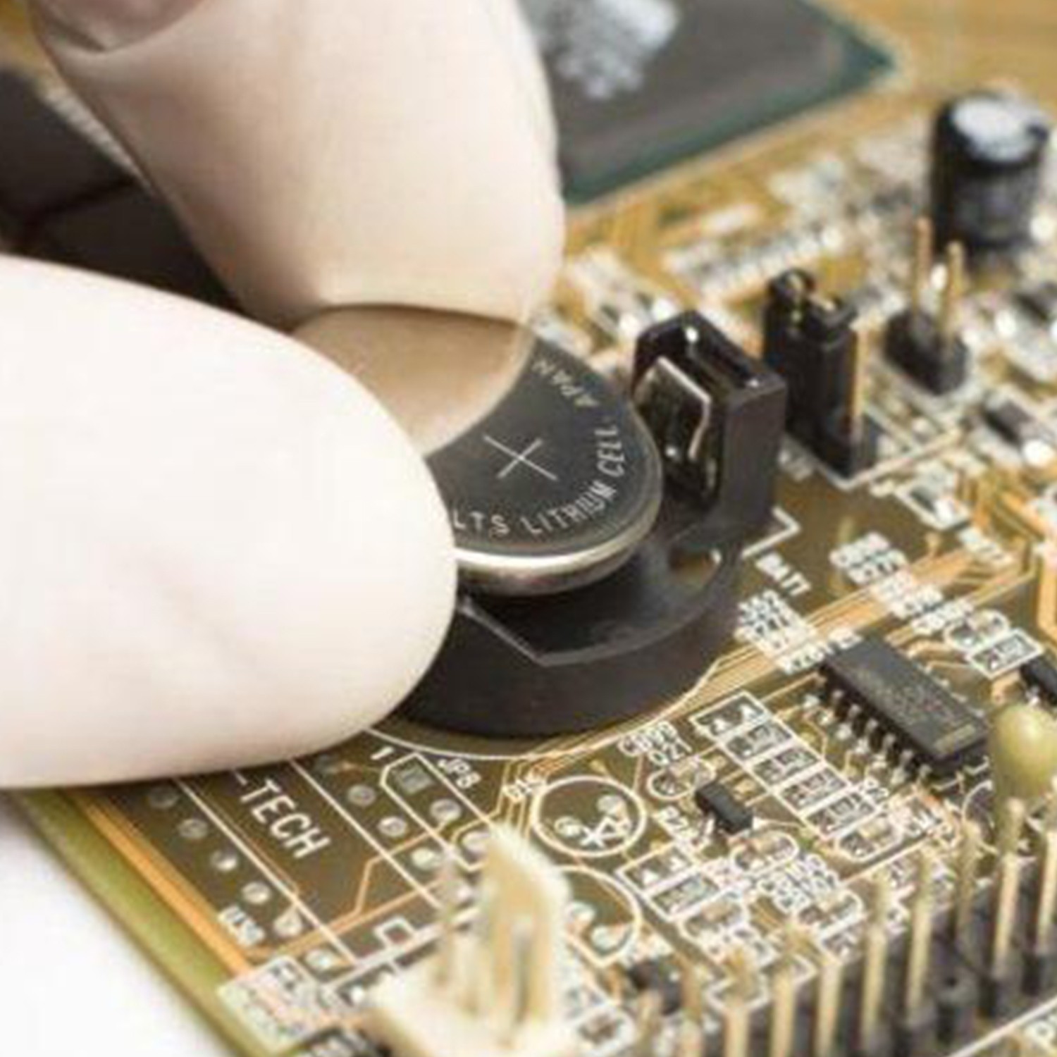 Düğme Para Pili CR2032 Anahtar Saat Oyuncak Elektronik Cihaz 3V 80 mAh Blister Lityum Batarya 3 Adet