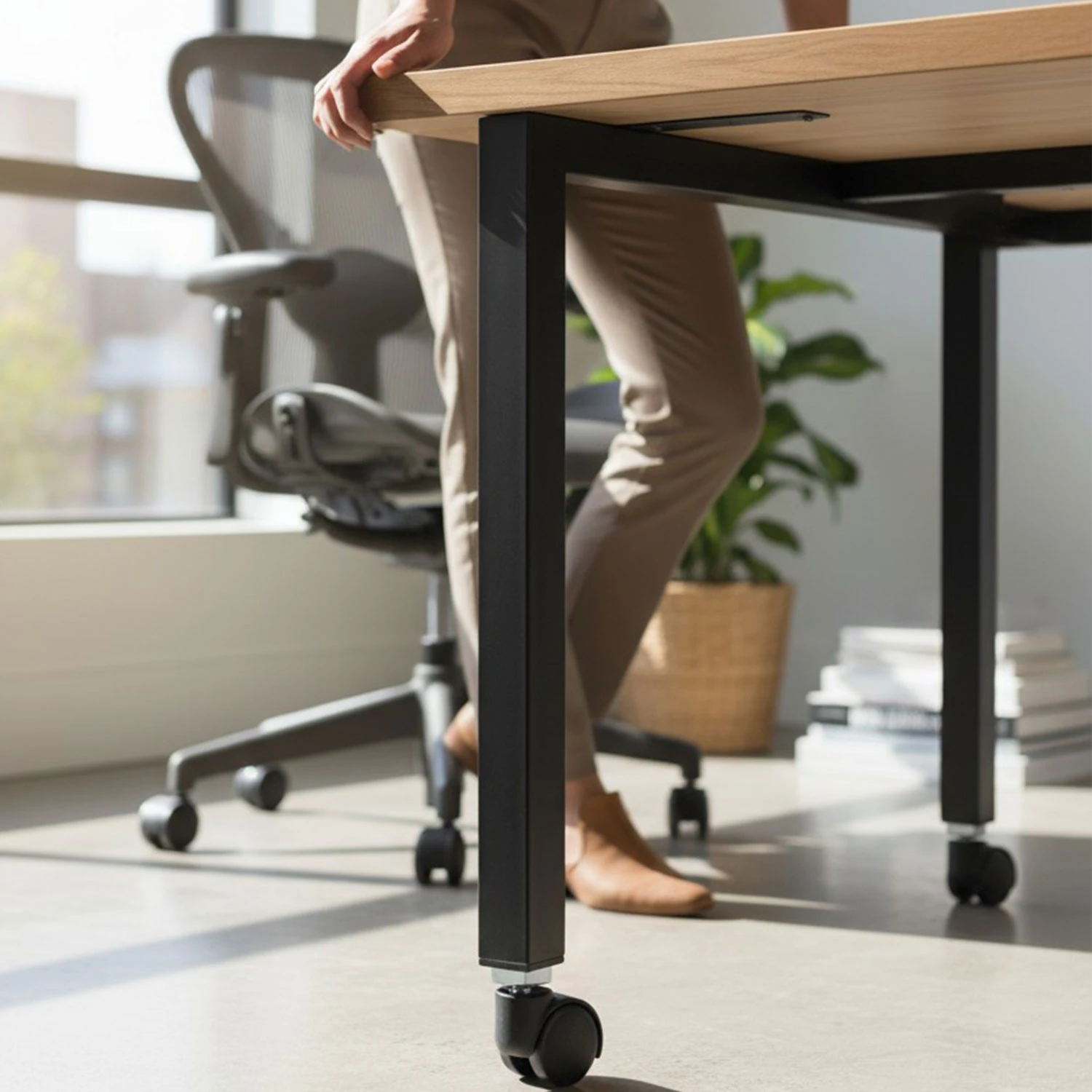 Koltuk Tekeri Kısa U Tablalı Dönerli Siyah Metal Gövde Dayanıklı Yapı 360 Derece Döner Mekanizma 