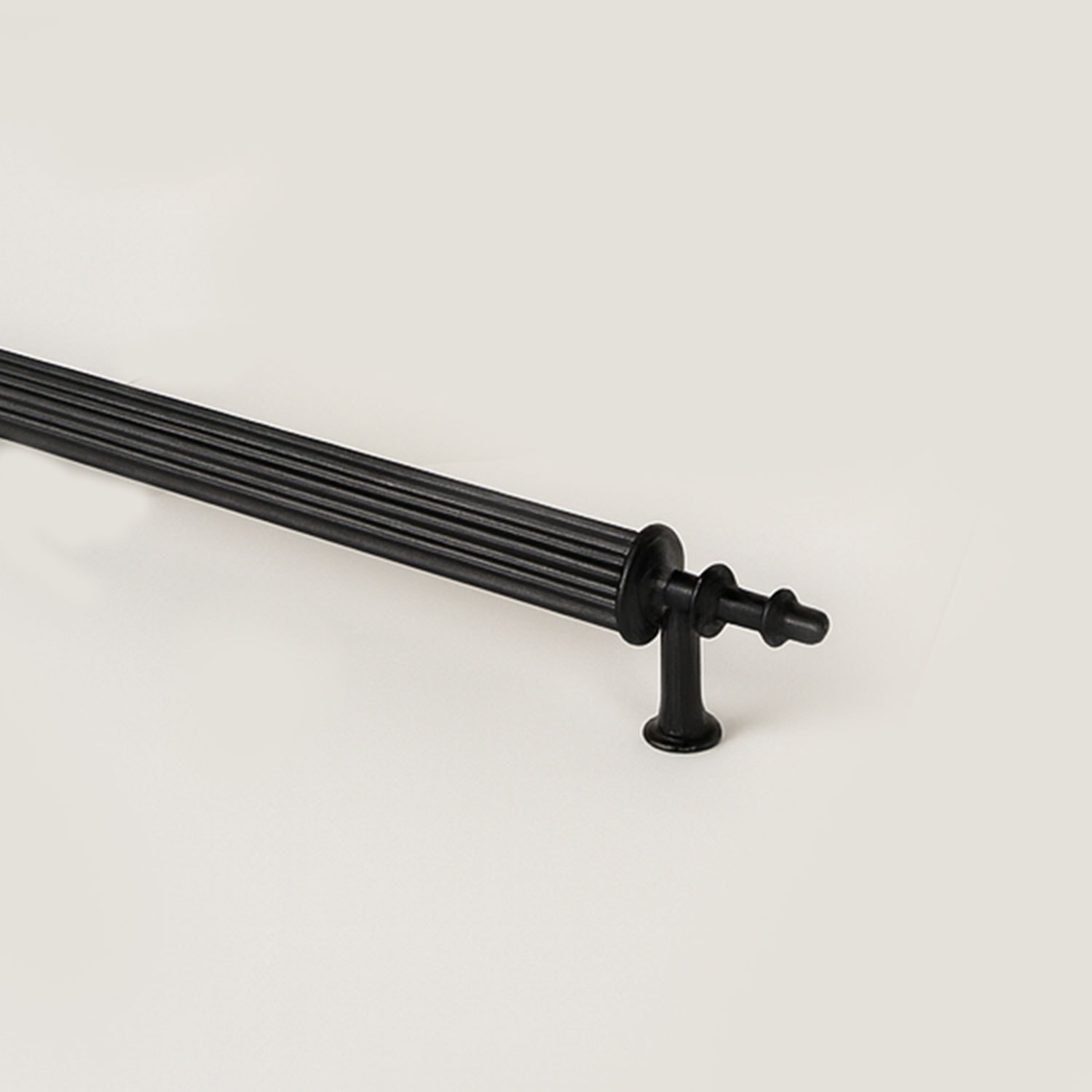 Ovacık Çizgili Mat Siyah 320 mm Metal Çekmece Dolap Kulpu Modern Tasarım Şık Mobilya Aksesuarı