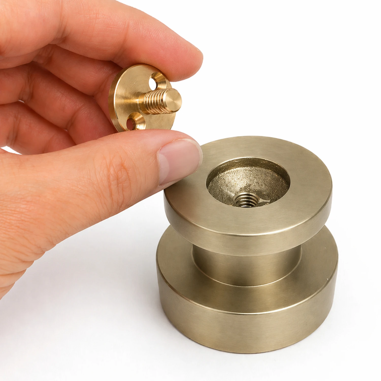 Özen Zamak (1 Adet) Round Kapı Tokmağı Lüks Metal Titanyum Renk