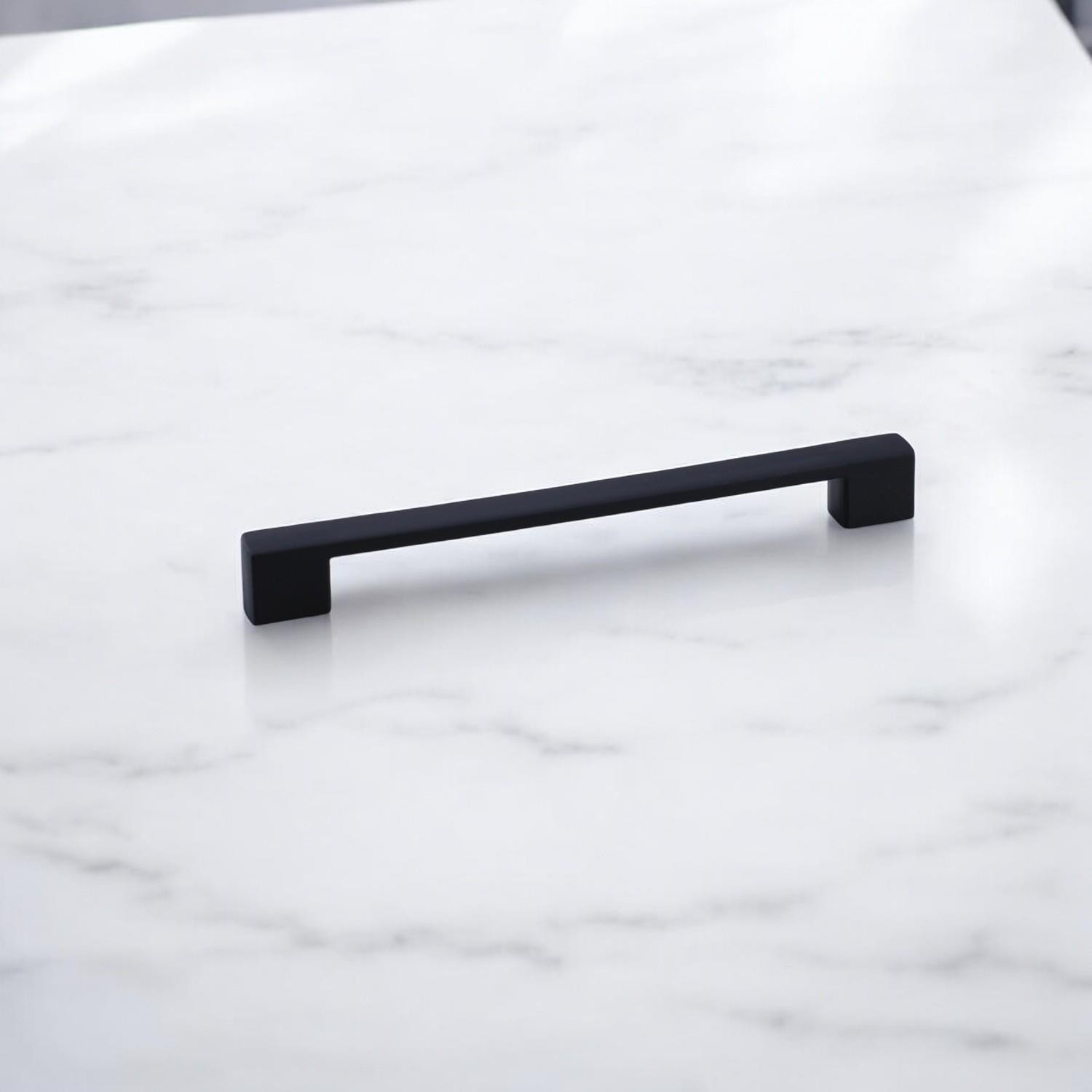 Gölcük 160 mm (SERT PLASTİK) Kulp Siyah Mobilya Çekmece Mutfak Dolap Dolabı Kulpu Kulbu Kulpları