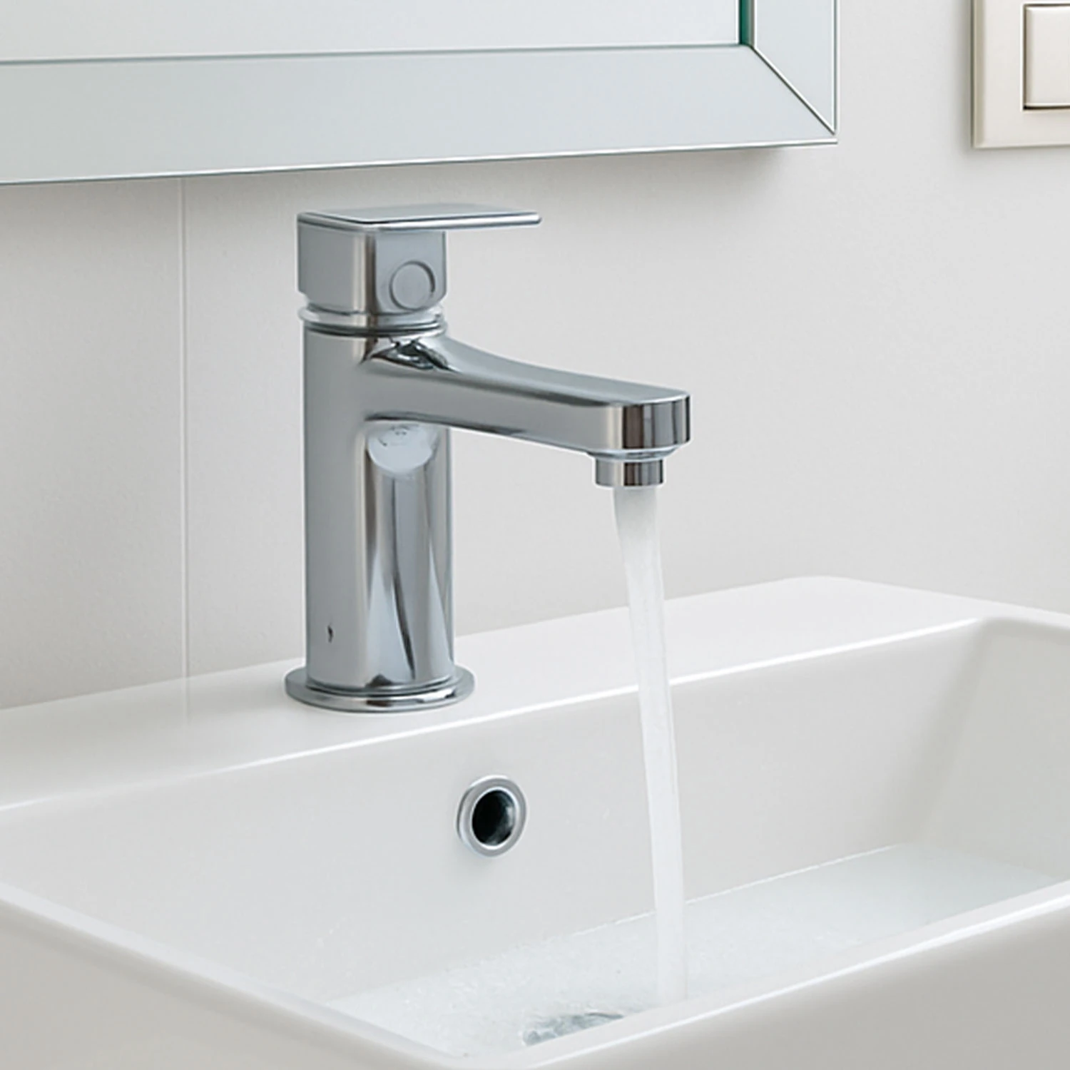 Krom Lavabo Bataryası Paslanmaz Gövde Tek Kollu Sıcak Soğuk Su Ayarlı Şık Modern Musluk