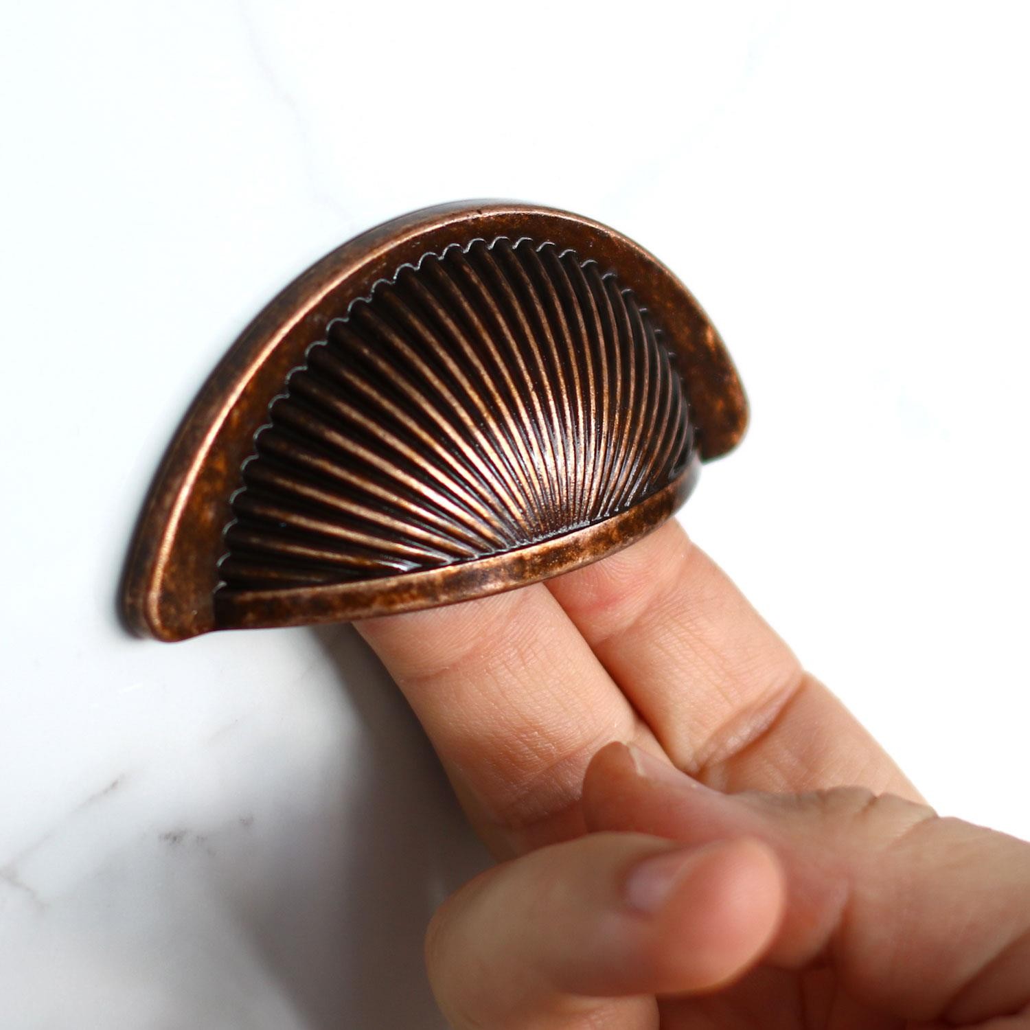 Yelken Midye Tas Çanak 64mm Düğme AntikBakır Mobilya Mutfak Dolabı Çekmece Dolap Kulpları Kulpu Kulb