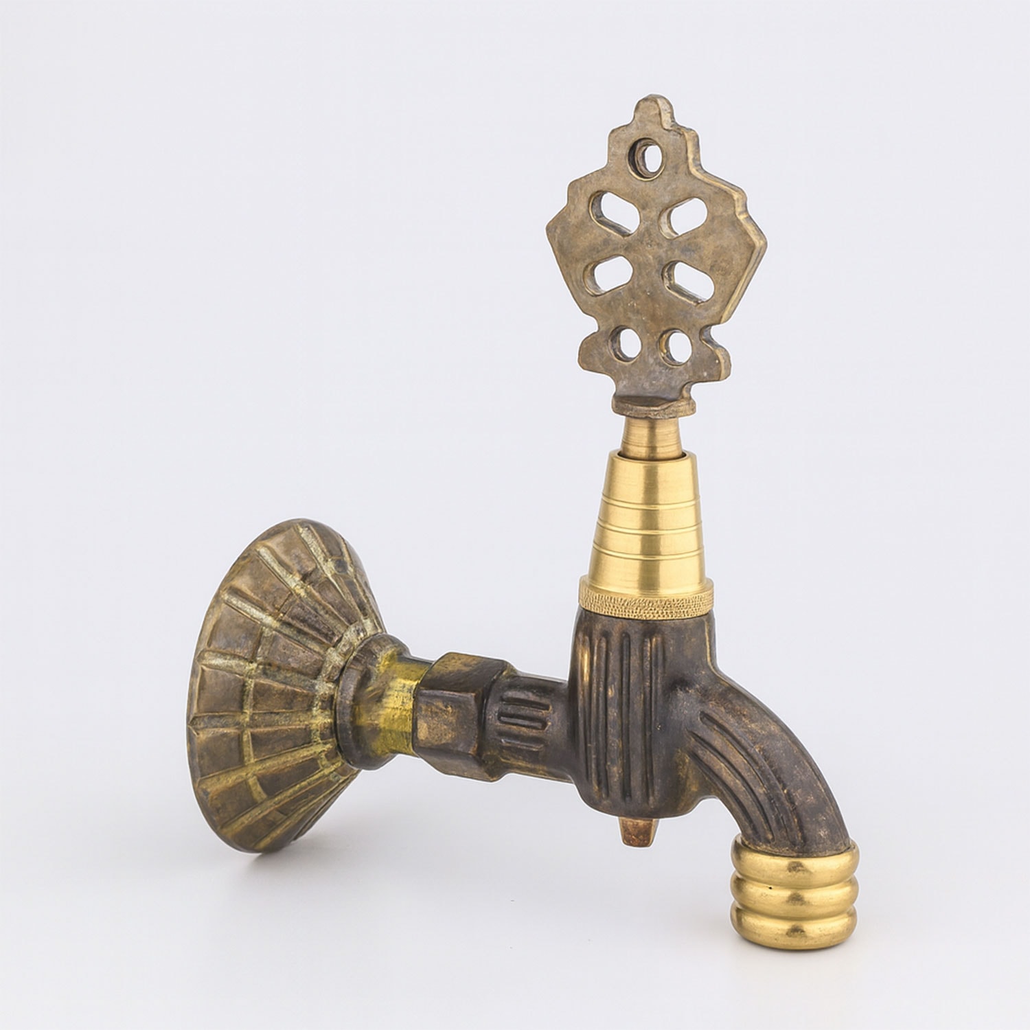 Pirinç Döküm Osmanlı Motifli Musluk Bahçe Çeşme Şadırvan Balkon İçin Dekoratif Otantik Musluk