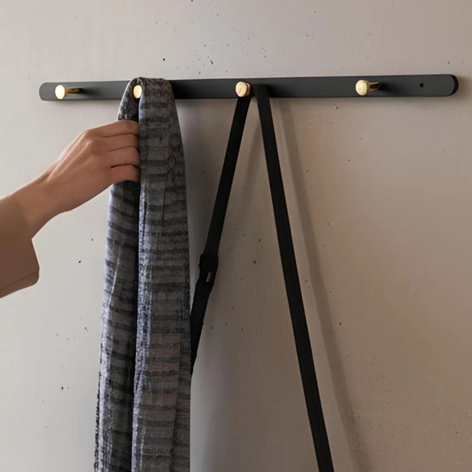 Metal Siyah Gold 4'lü Birleşik Portmanto Vestiyer Anahtarlık Askısı Duvar Monteli Vidalı Elbise Asma