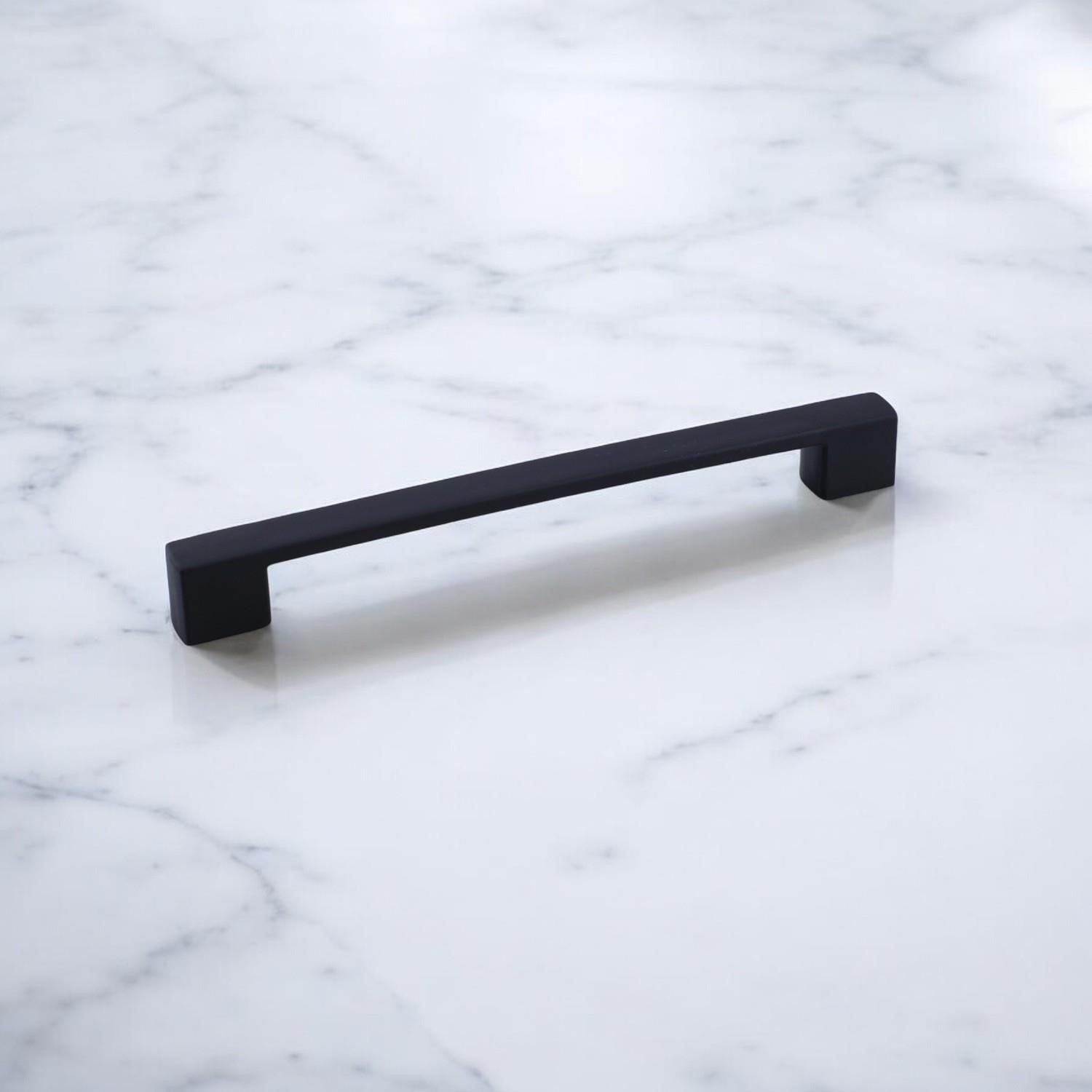 Gölcük 160 mm (SERT PLASTİK) Kulp Siyah Mobilya Çekmece Mutfak Dolap Dolabı Kulpu Kulbu Kulpları
