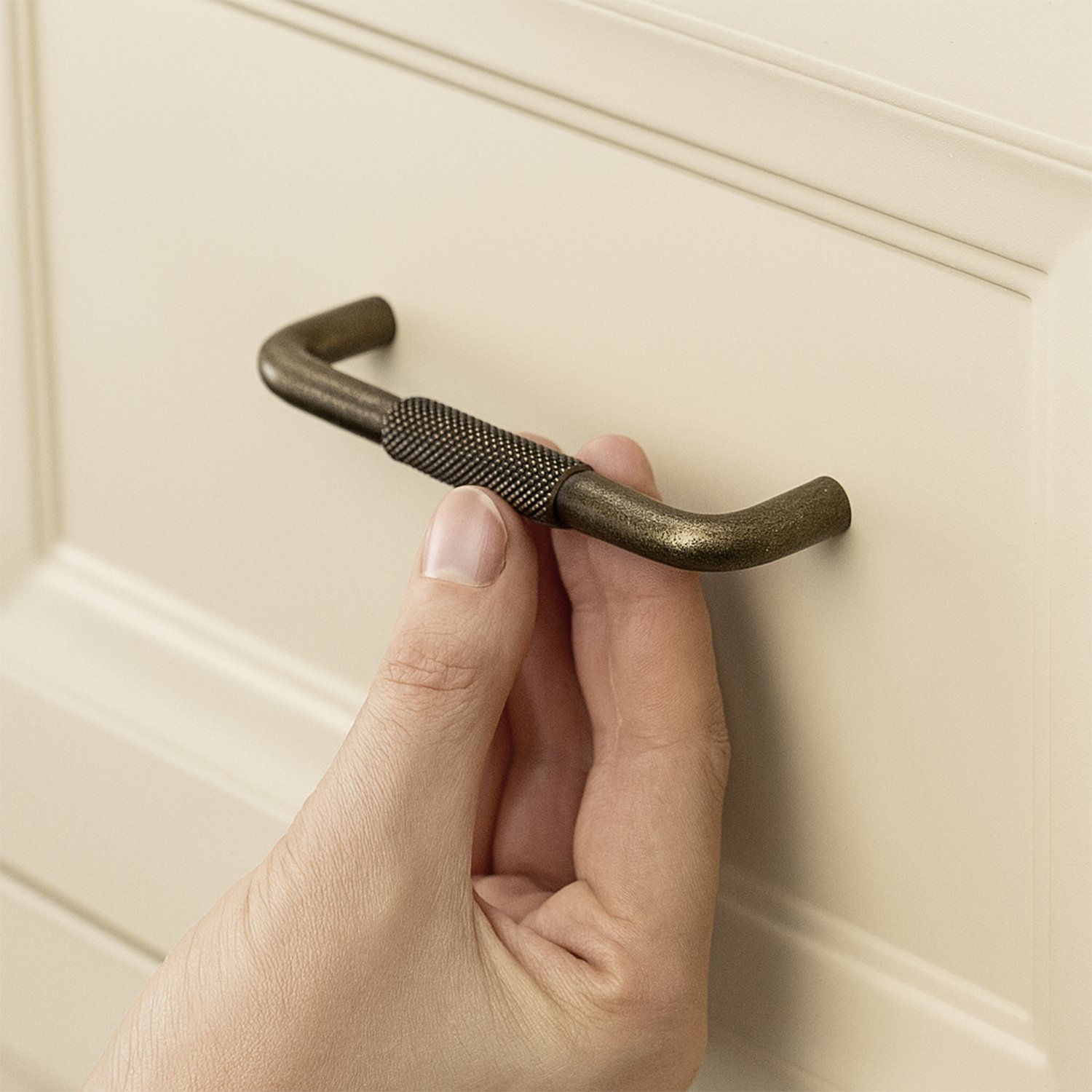 Tırtıklı Antik Sarı Metal Kulp 128 mm 12.8 cm Mobilya Çekmece Dolap Dolabı Modern Kapak Kulpları