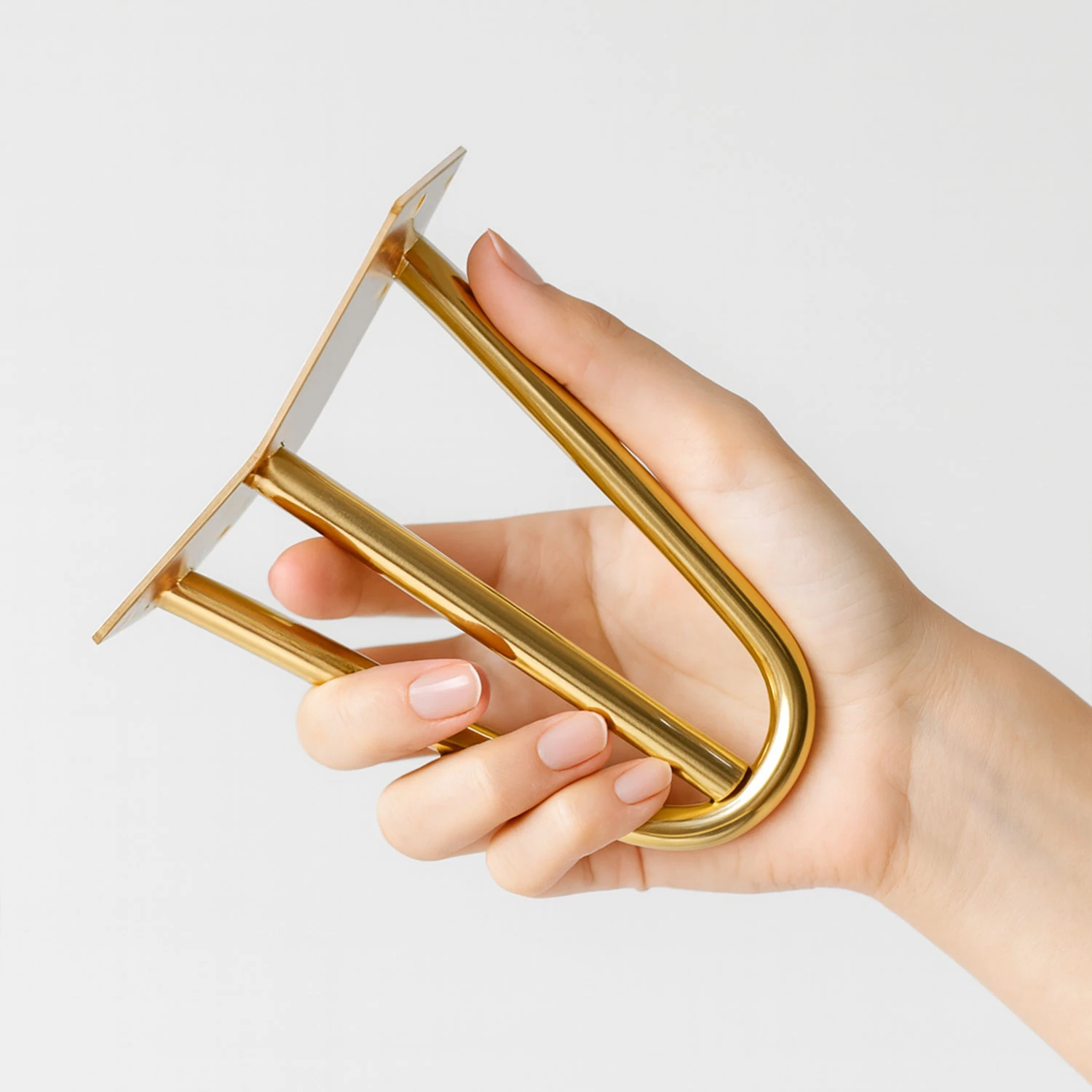 Martı 15 cm 4 Adet Set Gold Altın Metal Mobilya Ayak Ayağı Üçgen Modern Koltuk Sehpa Masa TV Ünitesi